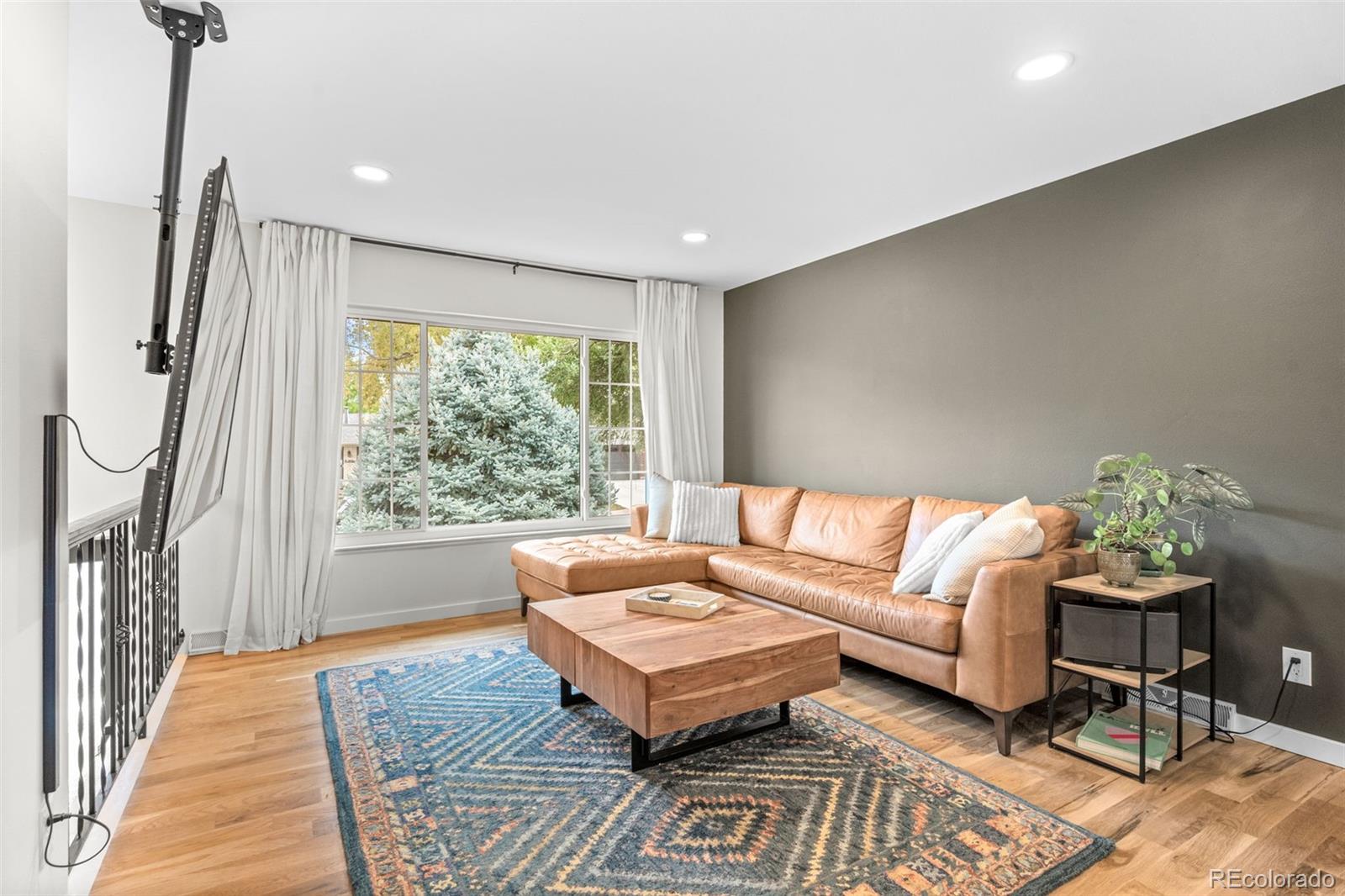 MLS Image #4 for 2137 s xenon street,lakewood, Colorado