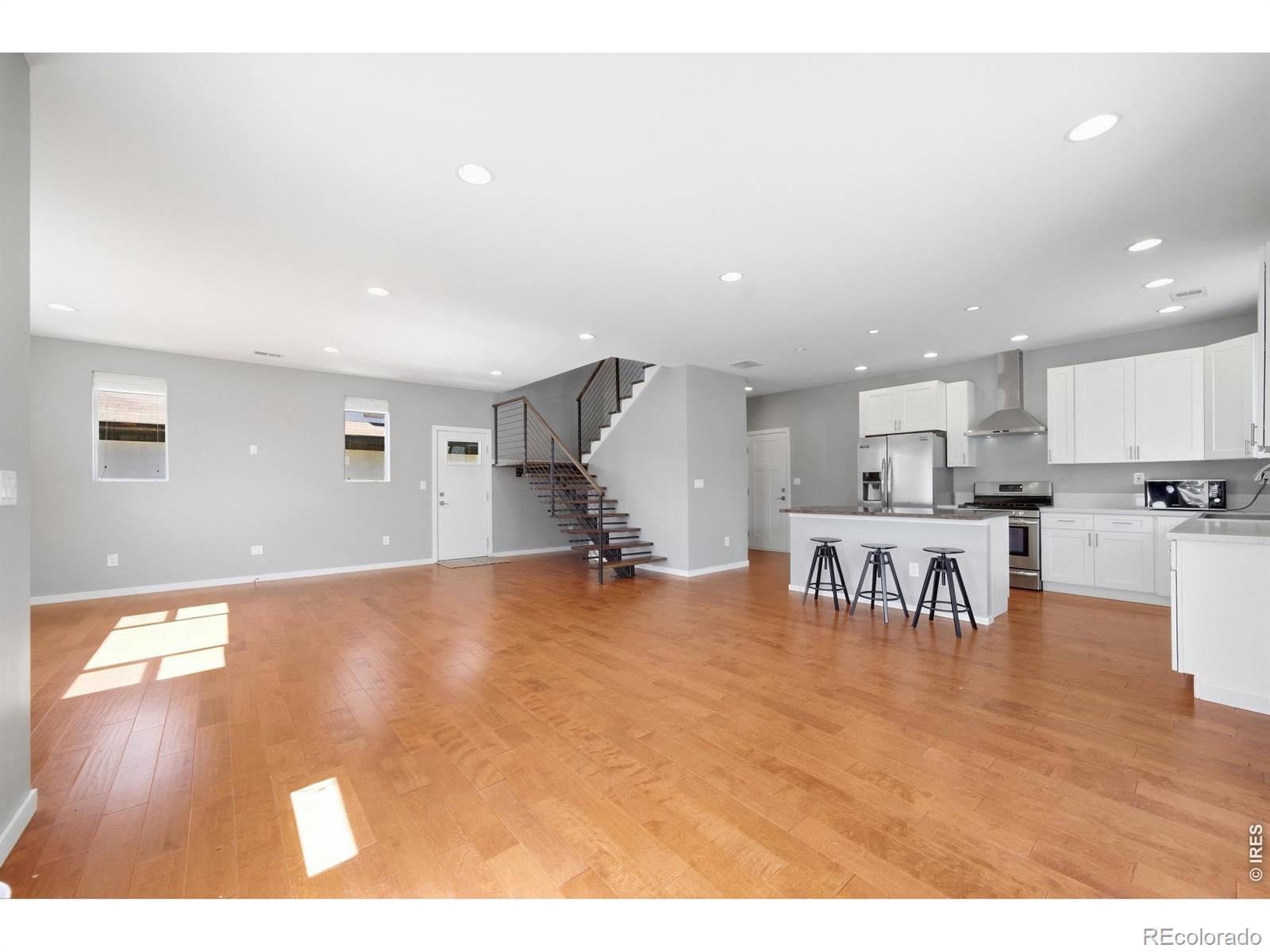 MLS Image #5 for 838 e myrtle street,fort collins, Colorado