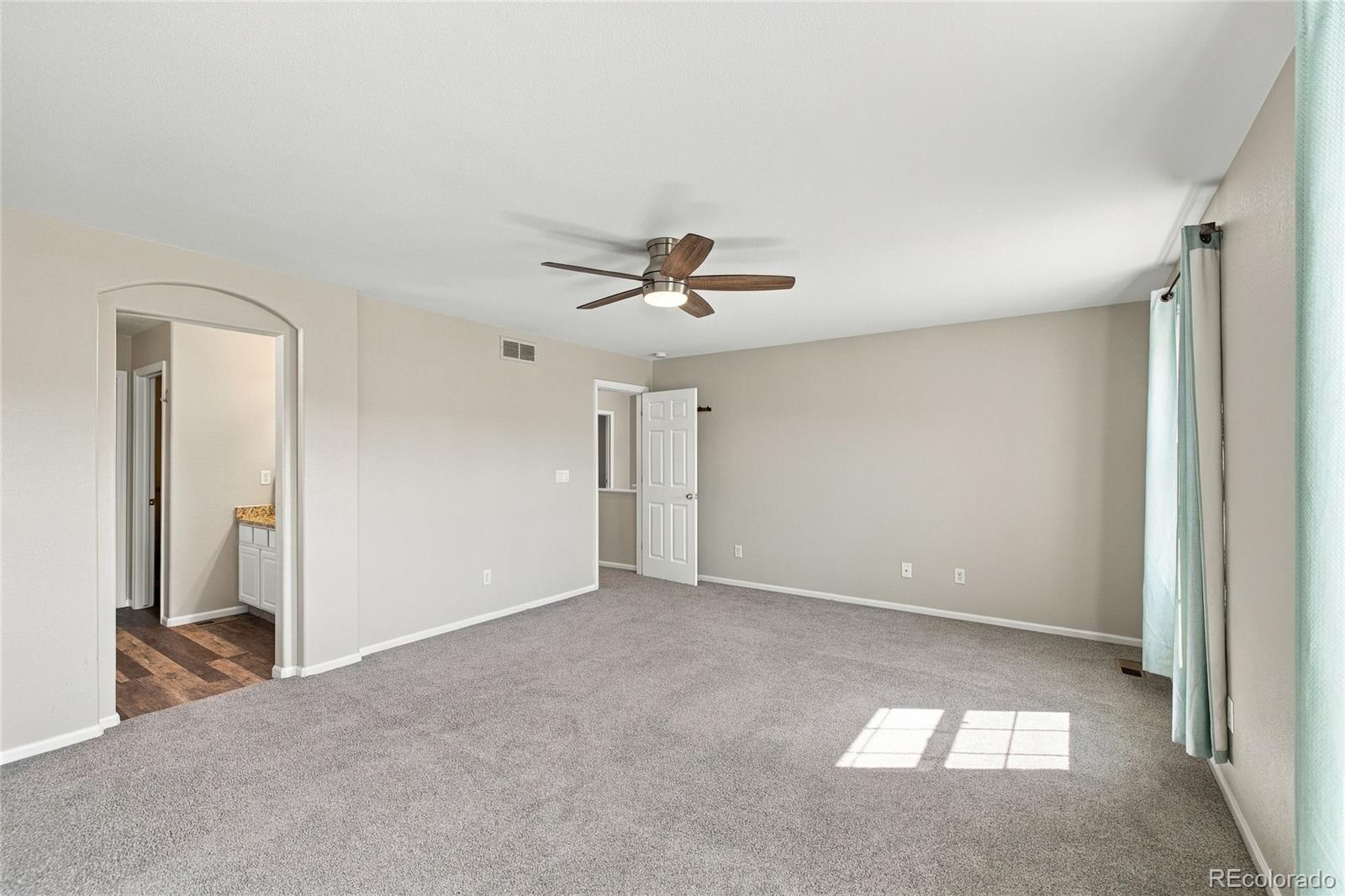 MLS Image #15 for 20111 e grand place,aurora, Colorado