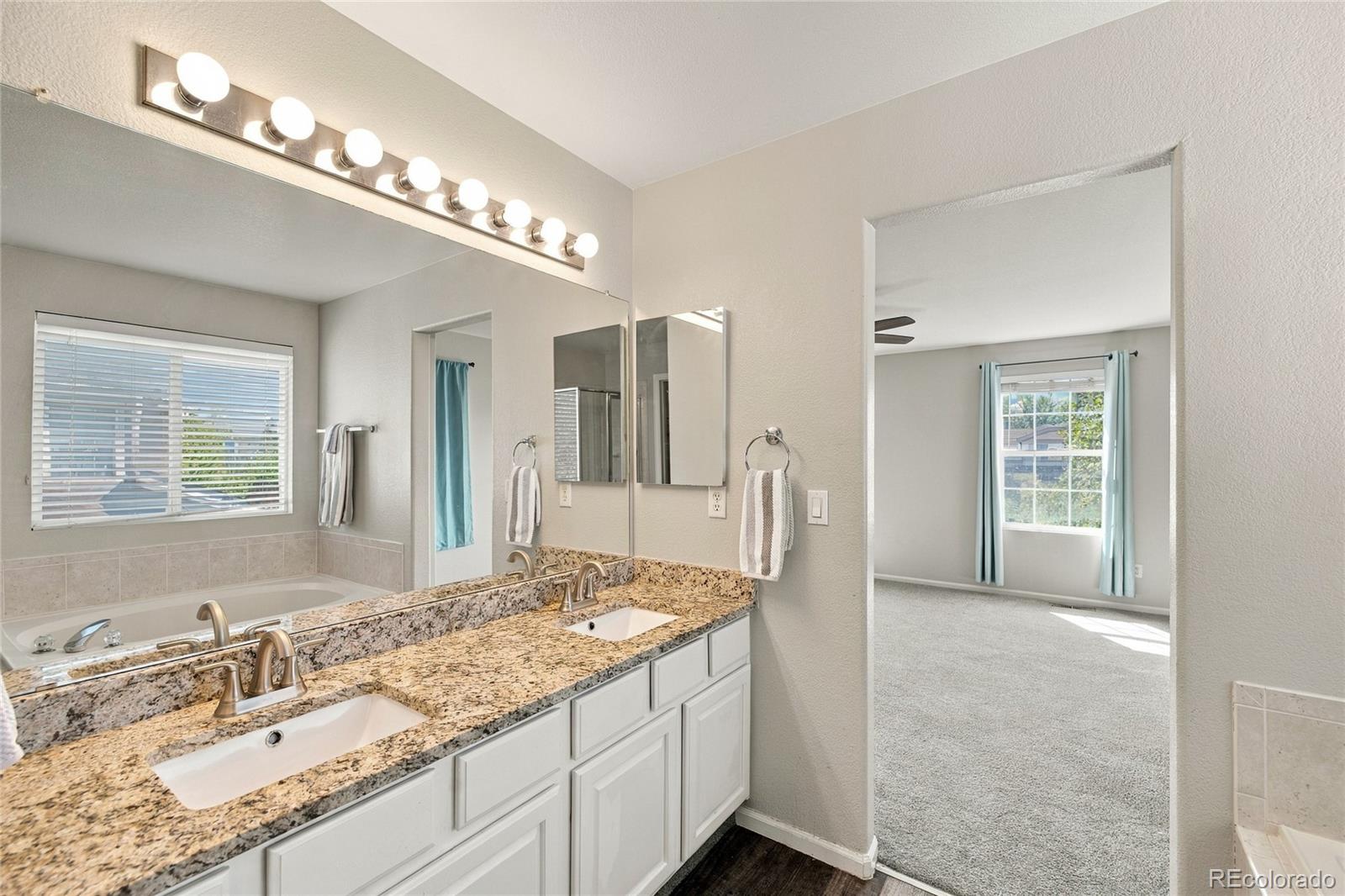 MLS Image #16 for 20111 e grand place,aurora, Colorado