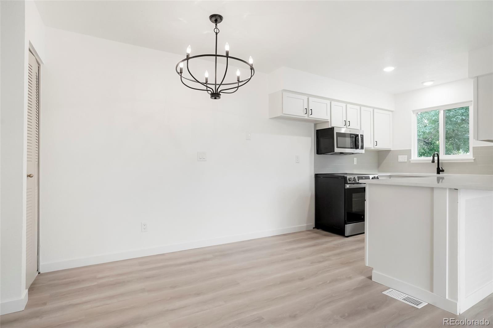 MLS Image #8 for 3351 s field street,lakewood, Colorado