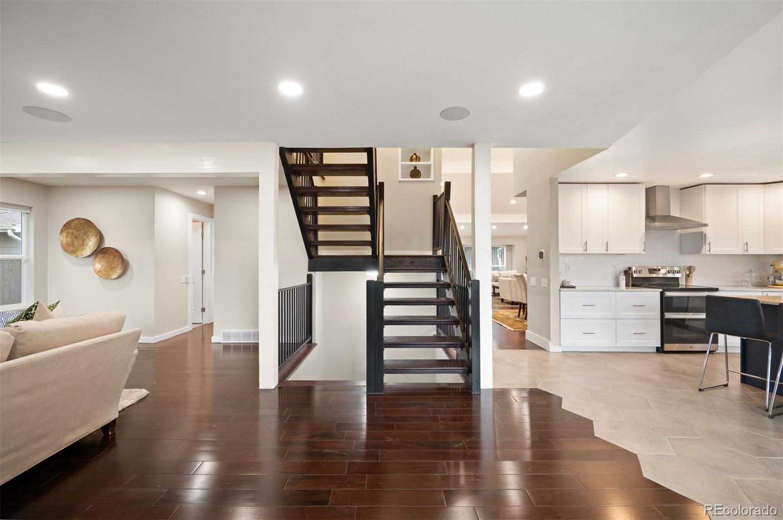MLS Image #17 for 7343 e mineral place,centennial, Colorado