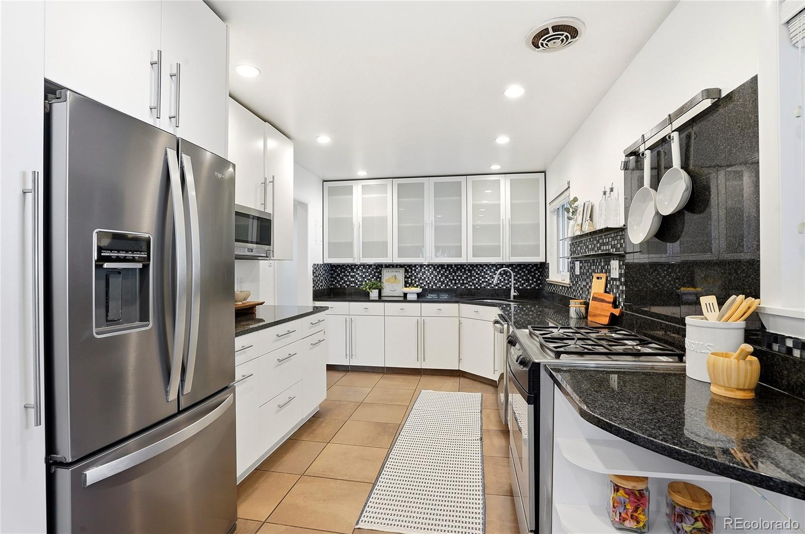 MLS Image #10 for 3160 s humboldt street,englewood, Colorado