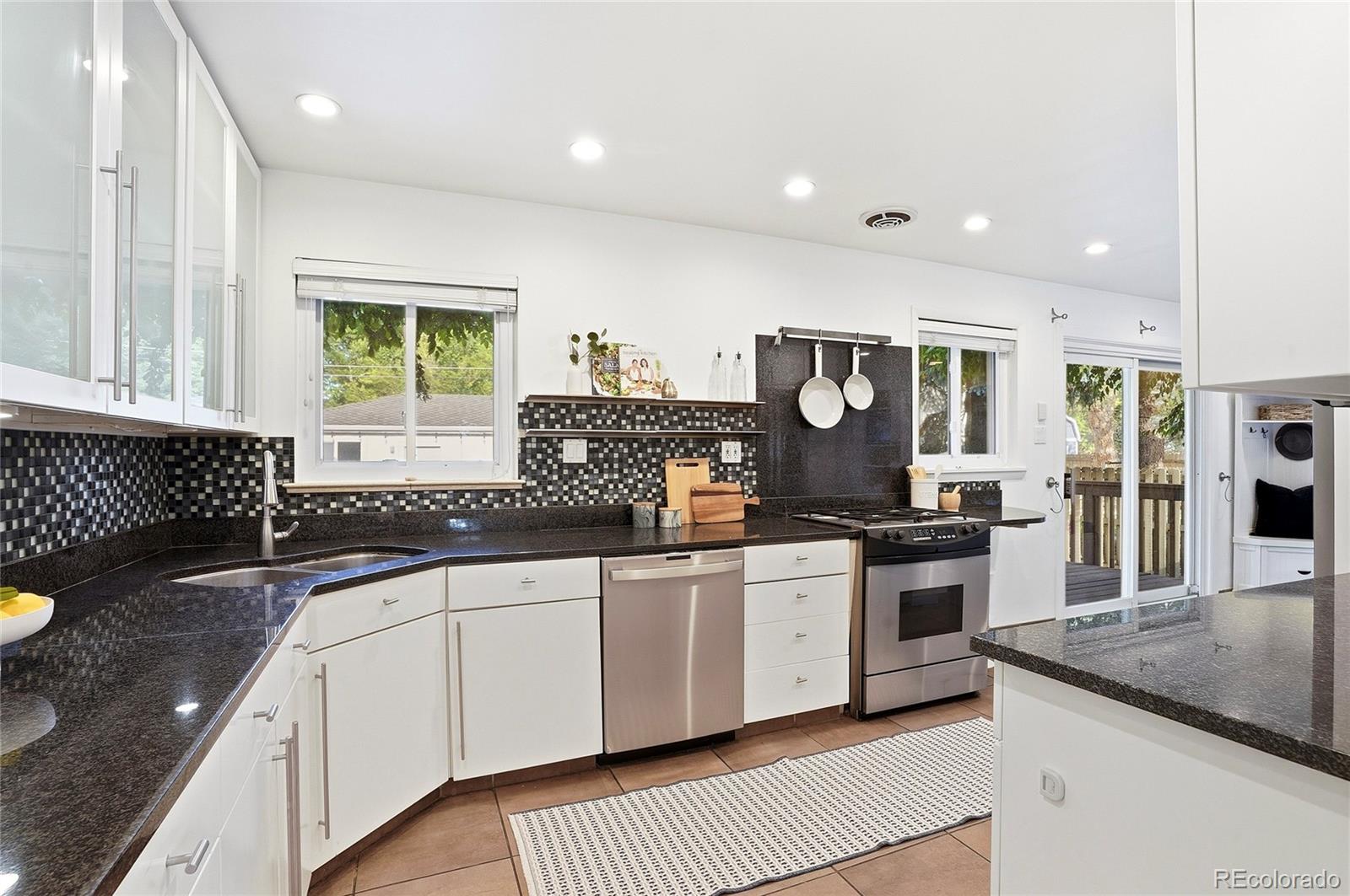 MLS Image #11 for 3160 s humboldt street,englewood, Colorado