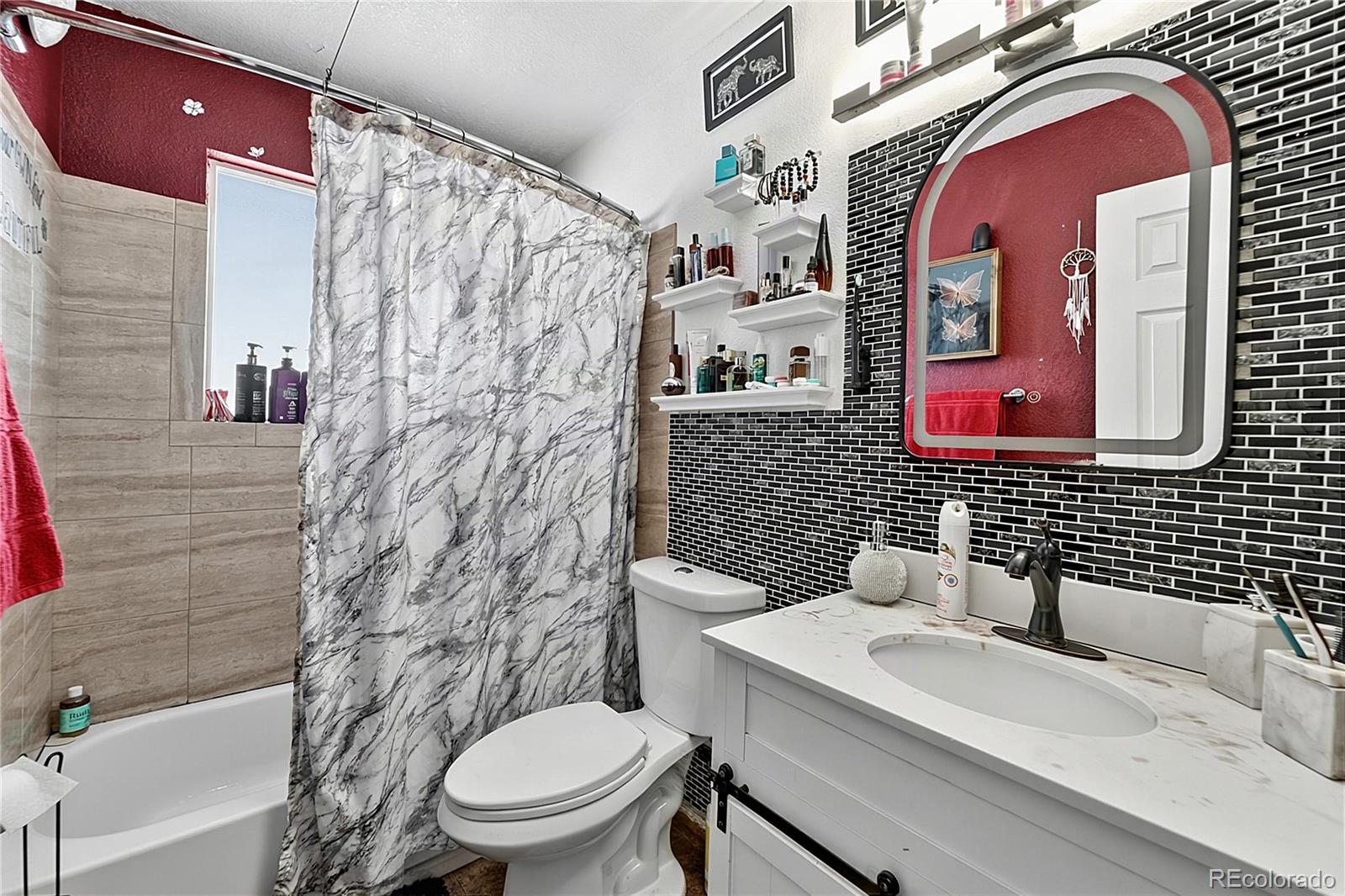 MLS Image #7 for 780 e 85th avenue,denver, Colorado