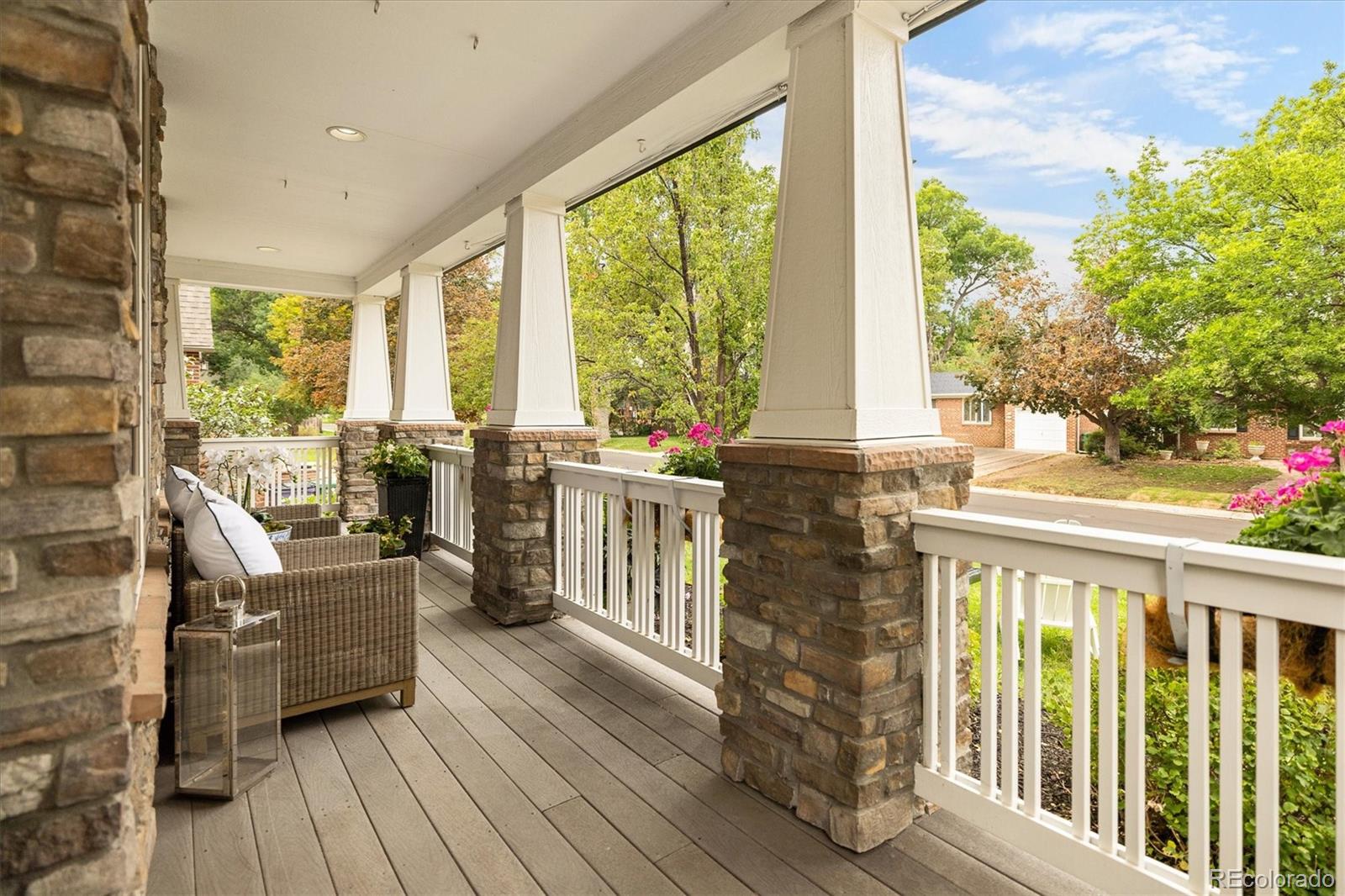 MLS Image #3 for 650  ivanhoe street,denver, Colorado