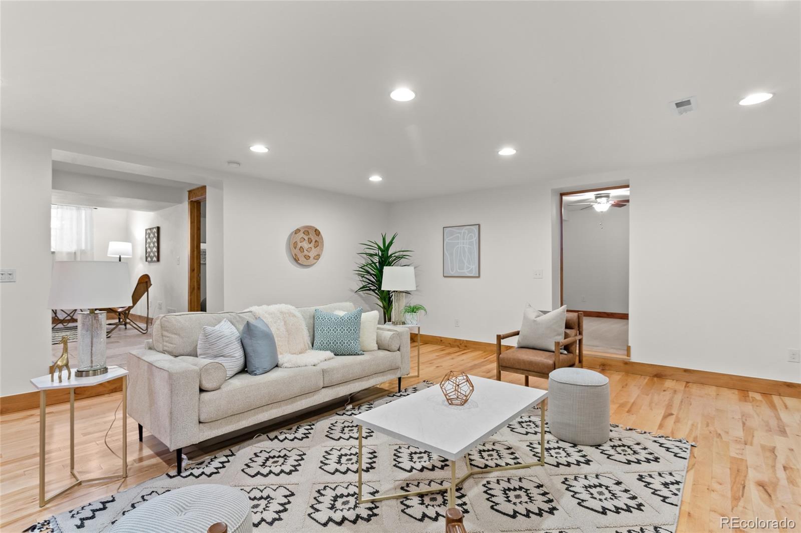MLS Image #39 for 2800 s university boulevard 58,denver, Colorado