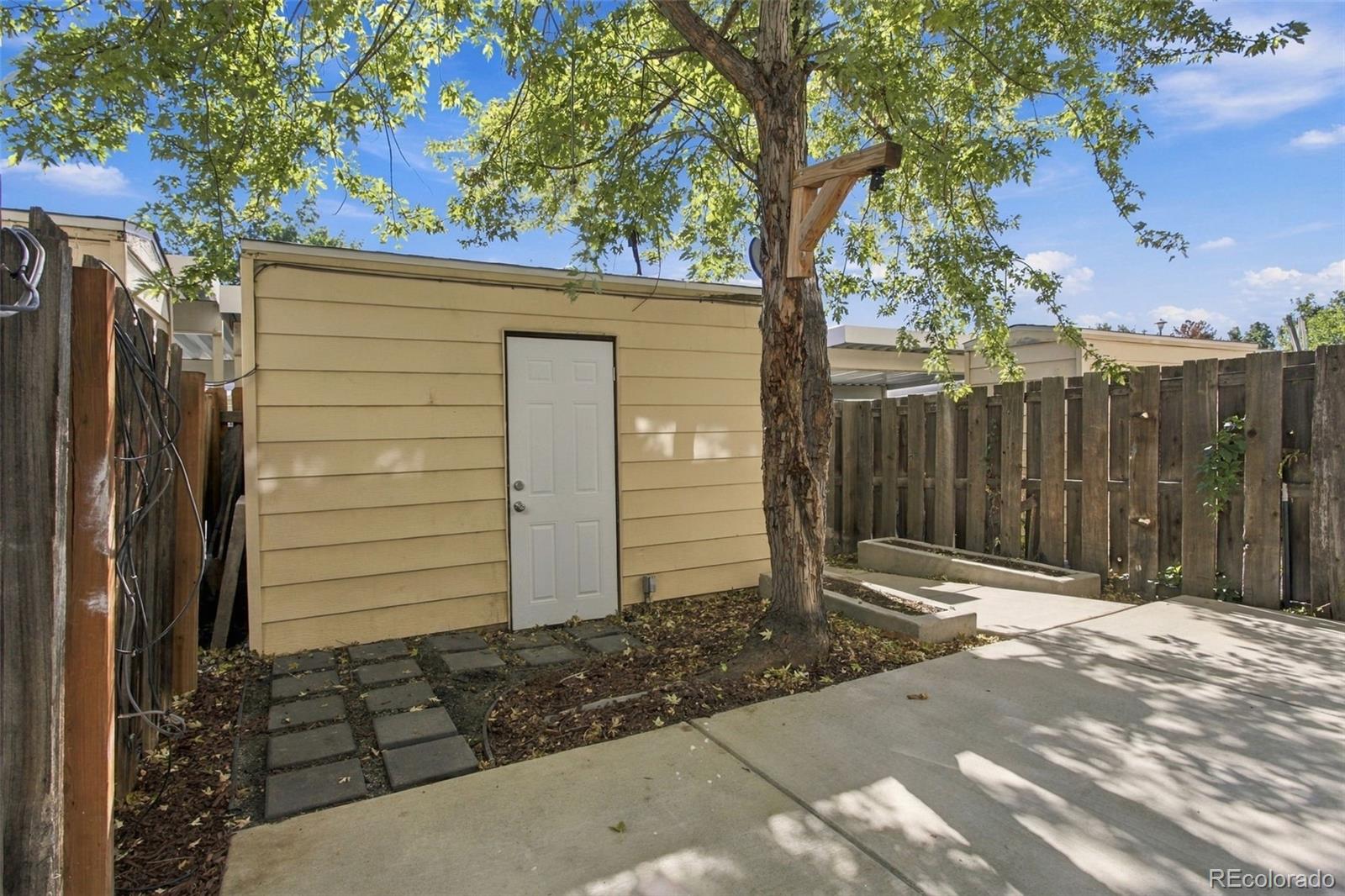 MLS Image #21 for 13004 e kansas place,aurora, Colorado