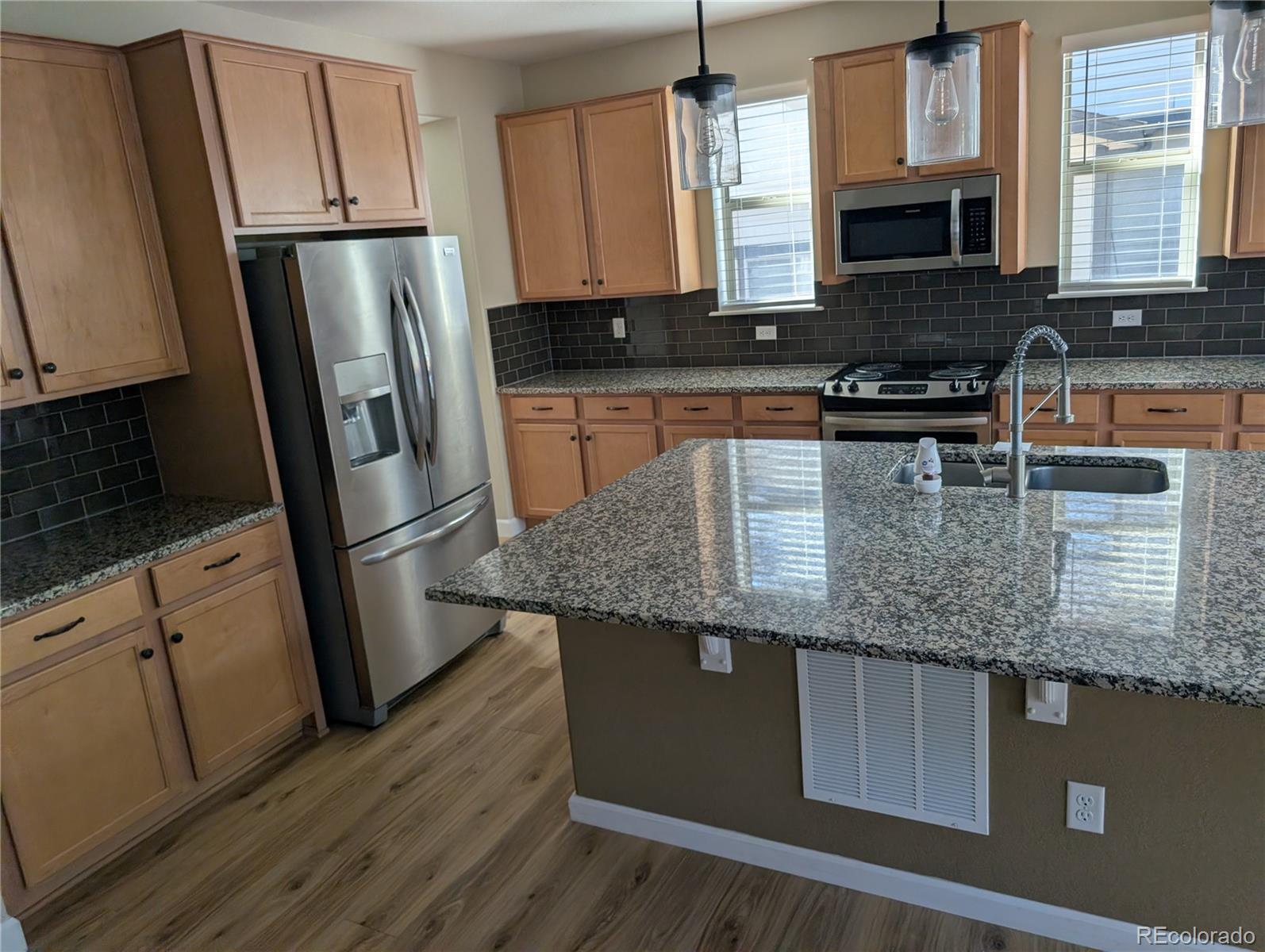 MLS Image #5 for 12241  jasper street,commerce city, Colorado