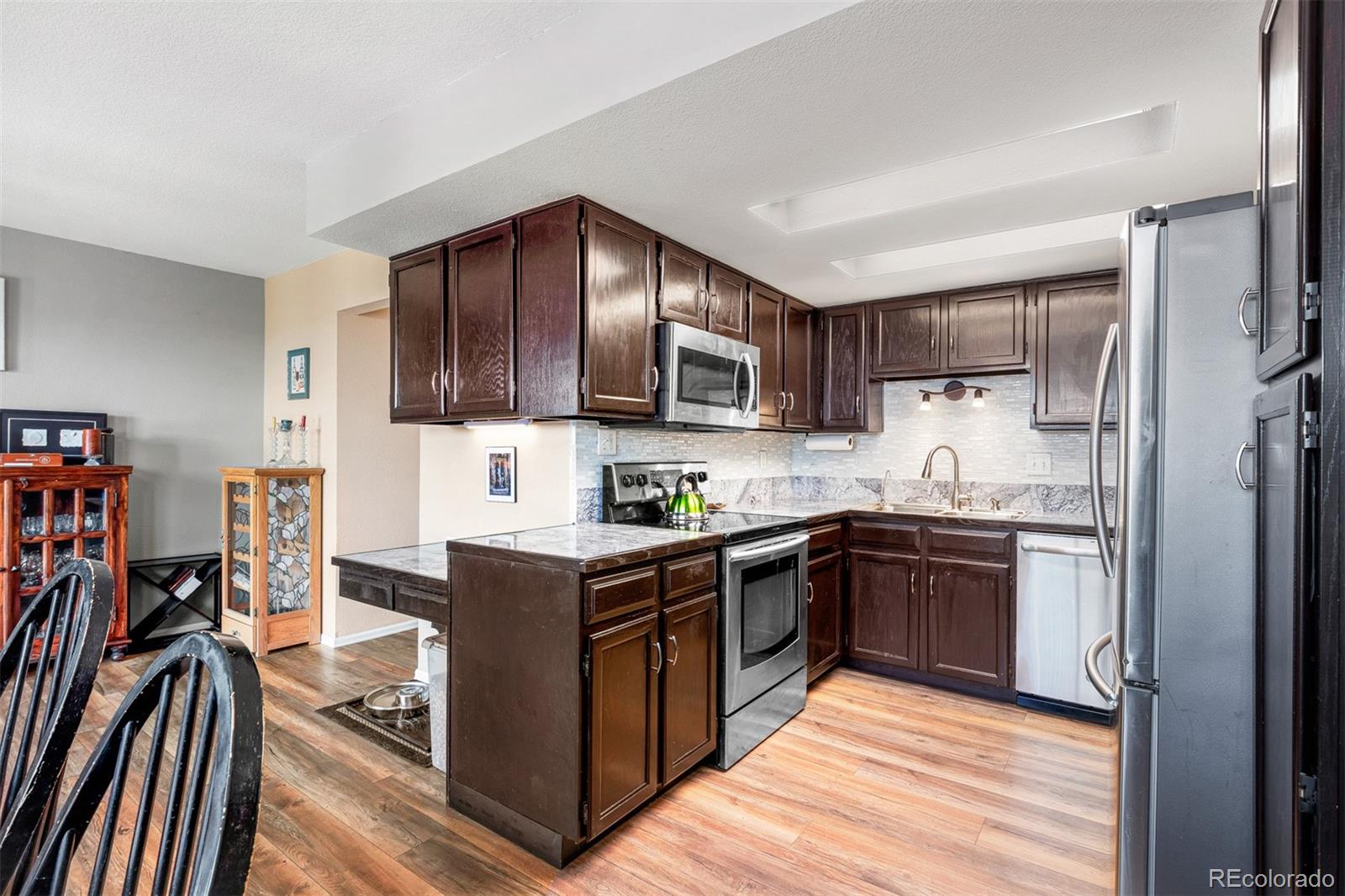 MLS Image #9 for 10124 e jewell avenue,aurora, Colorado