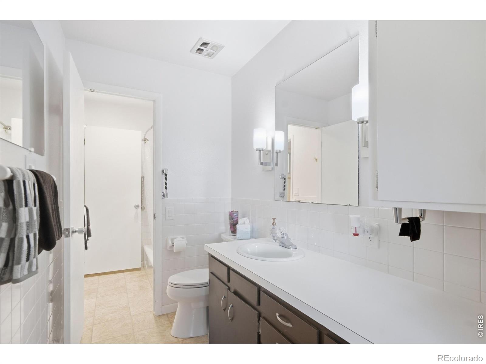 MLS Image #22 for 2011  abeyta court,loveland, Colorado