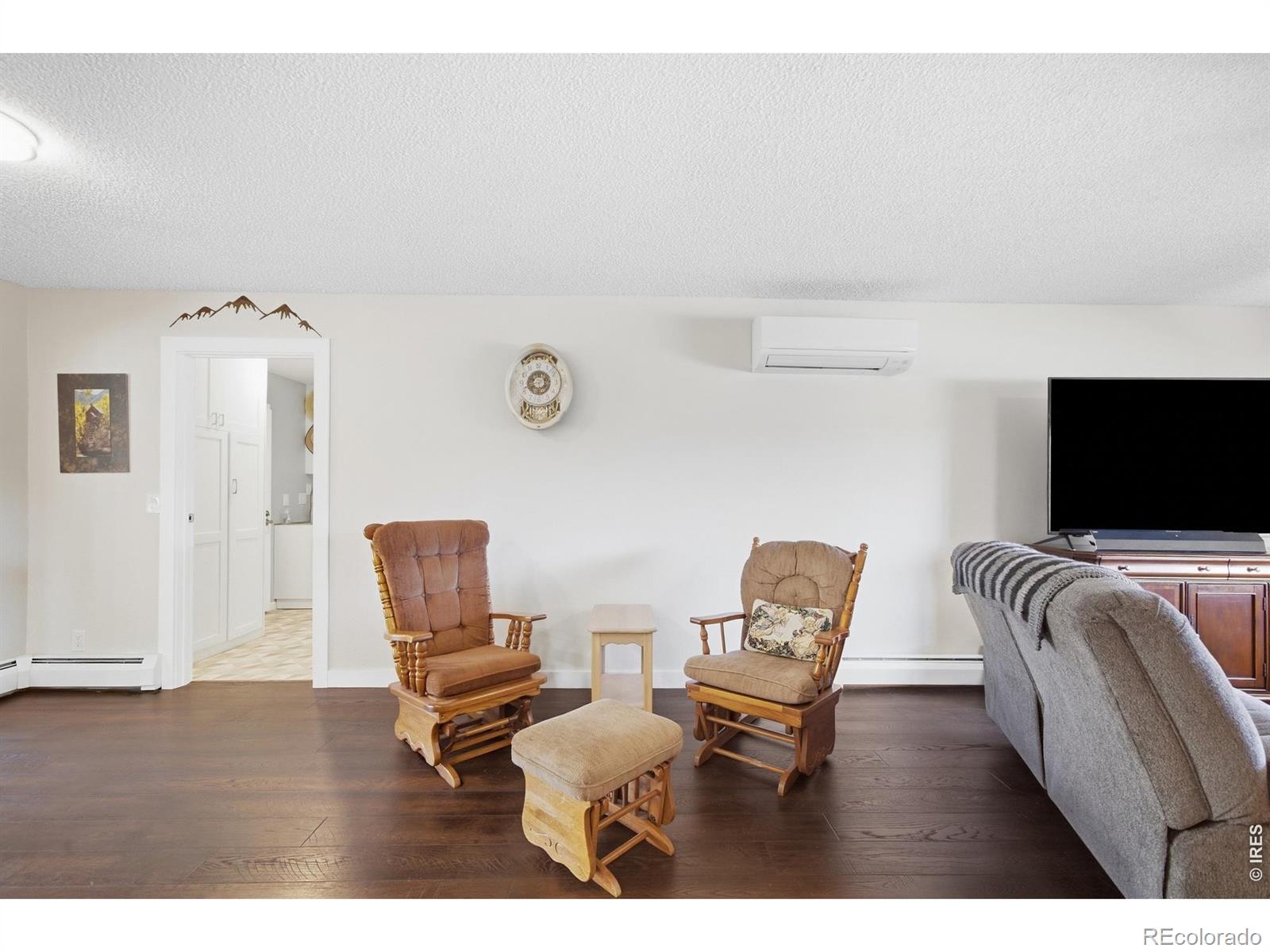 MLS Image #9 for 2011  abeyta court,loveland, Colorado