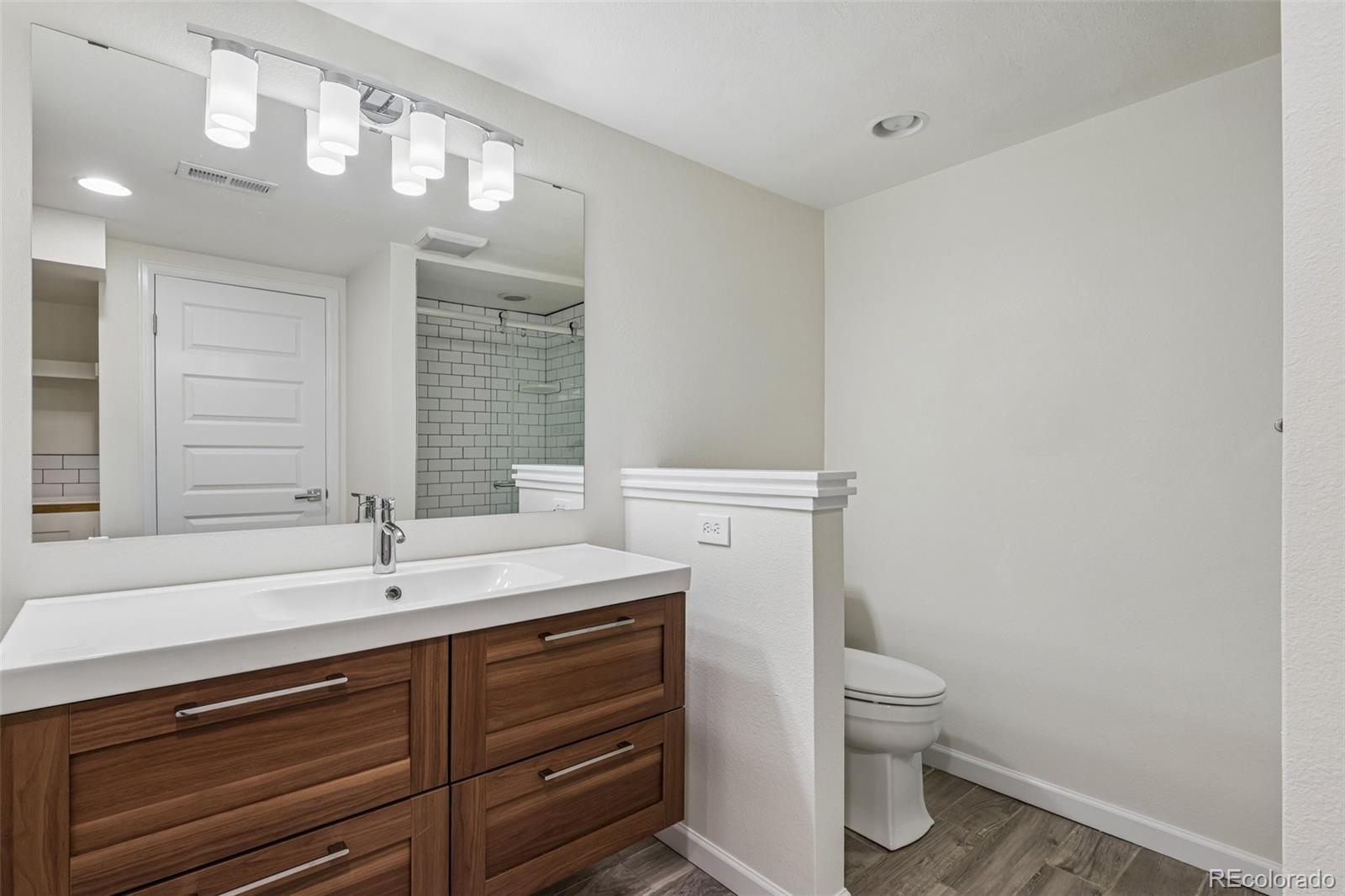 MLS Image #15 for 15776 e kenyon avenue,aurora, Colorado