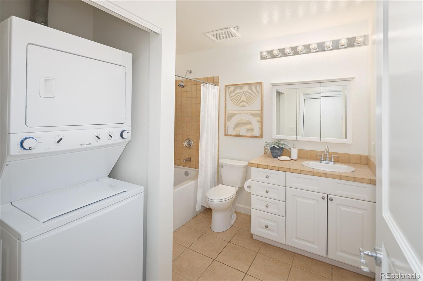 MLS Image #28 for 25 n downing street 2-203,denver, Colorado