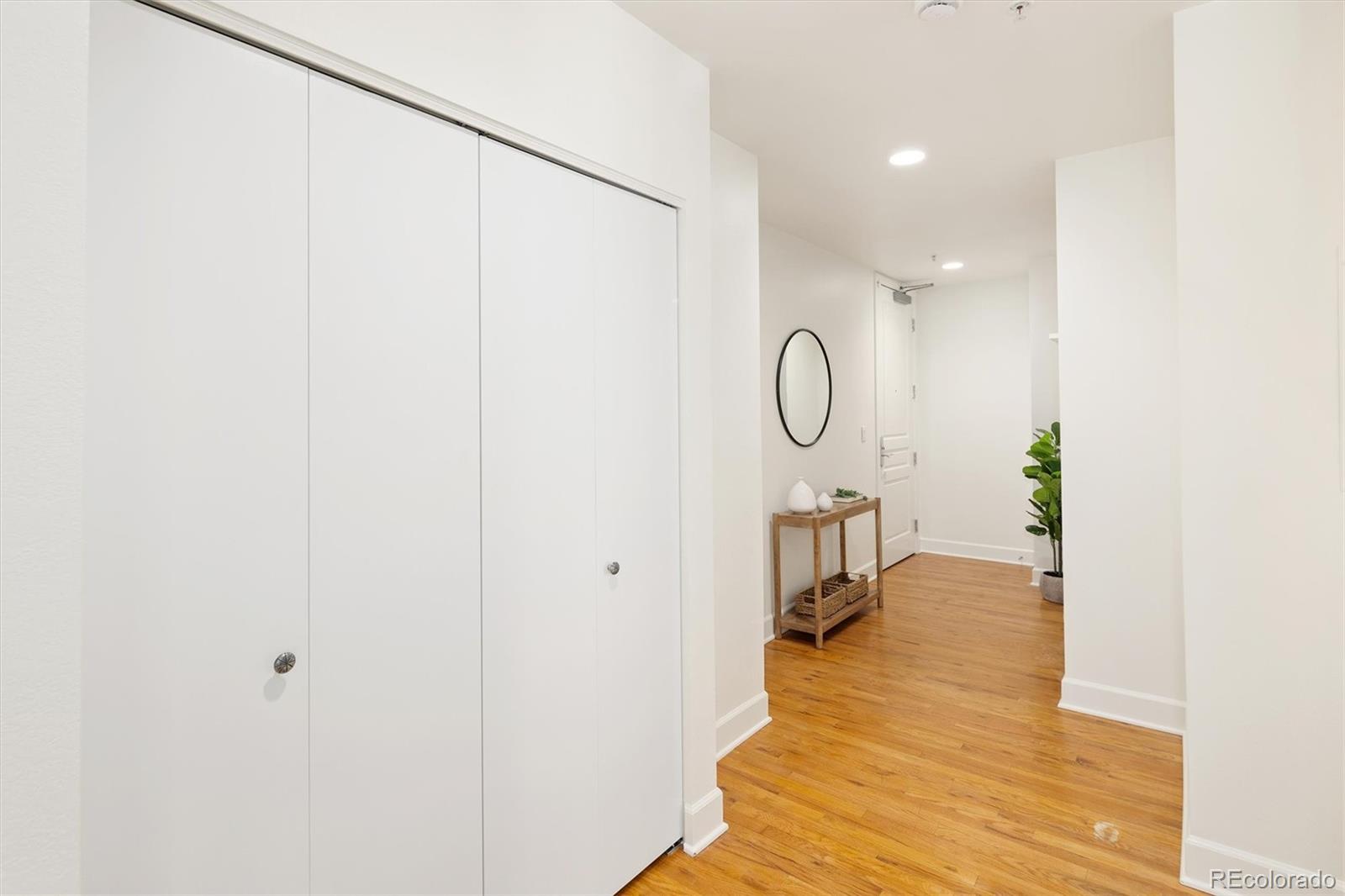 MLS Image #9 for 25 n downing street 2-203,denver, Colorado
