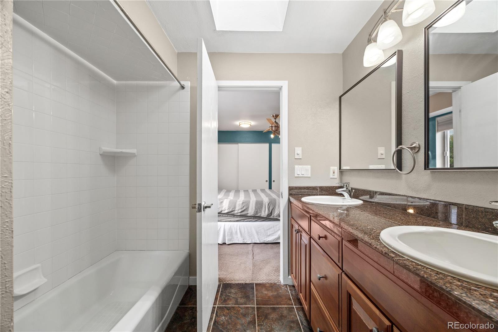 MLS Image #16 for 1445  adams street 3,denver, Colorado