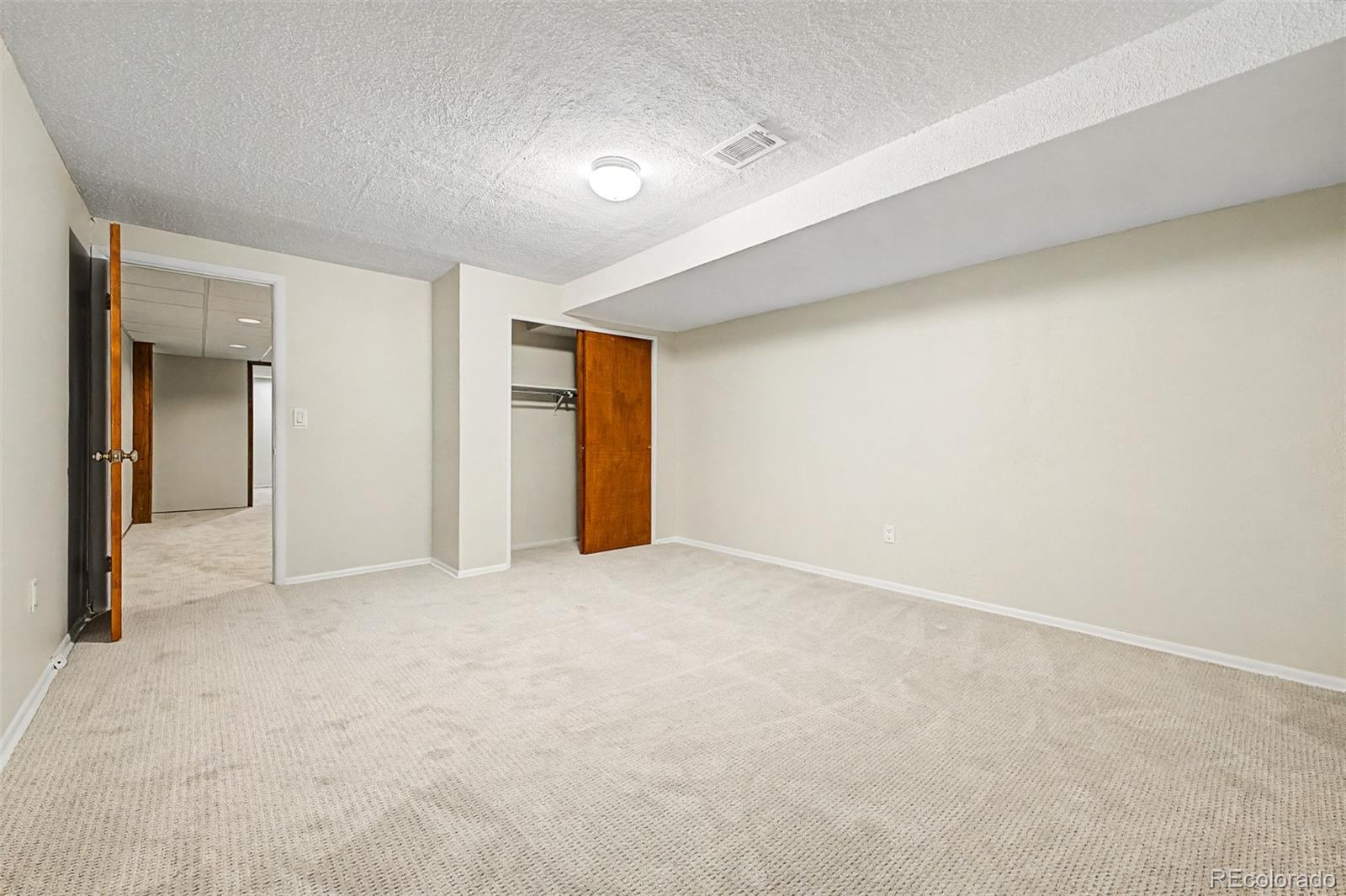 MLS Image #35 for 1511 s cherry street,denver, Colorado