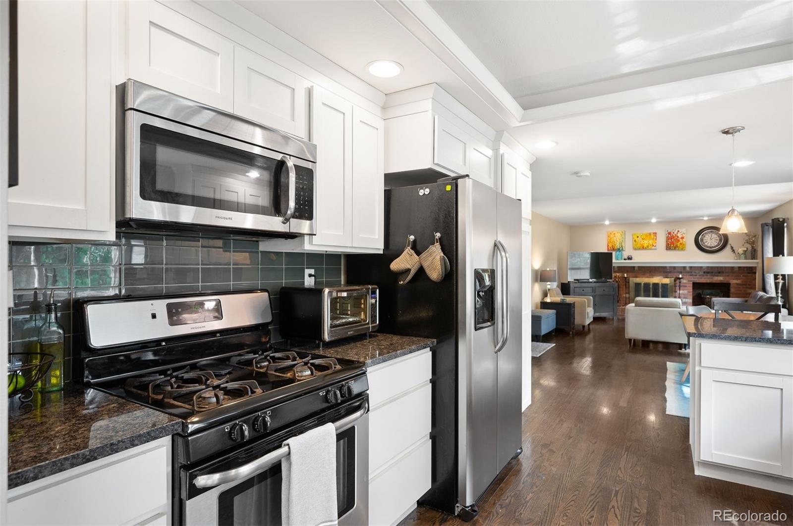 MLS Image #6 for 6690 s locust way,centennial, Colorado