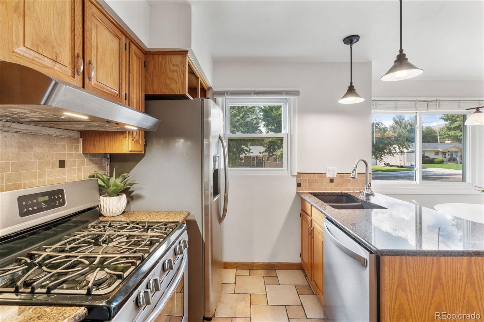 MLS Image #16 for 641  glen eyrie circle,colorado springs, Colorado