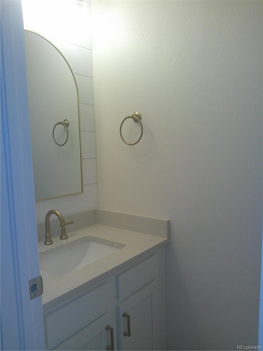 MLS Image #20 for 1190 s troy street,aurora, Colorado