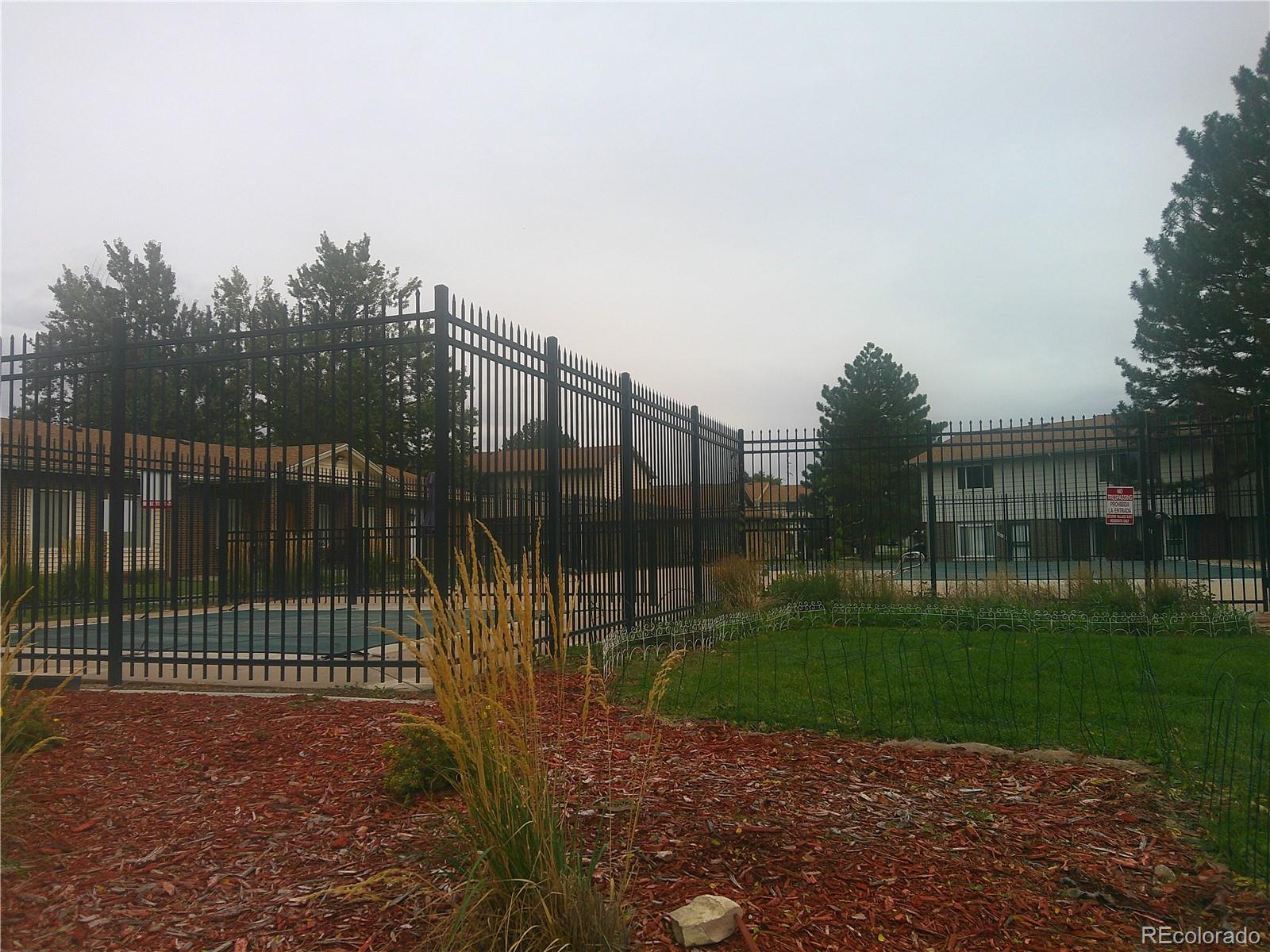 MLS Image #3 for 1190 s troy street,aurora, Colorado