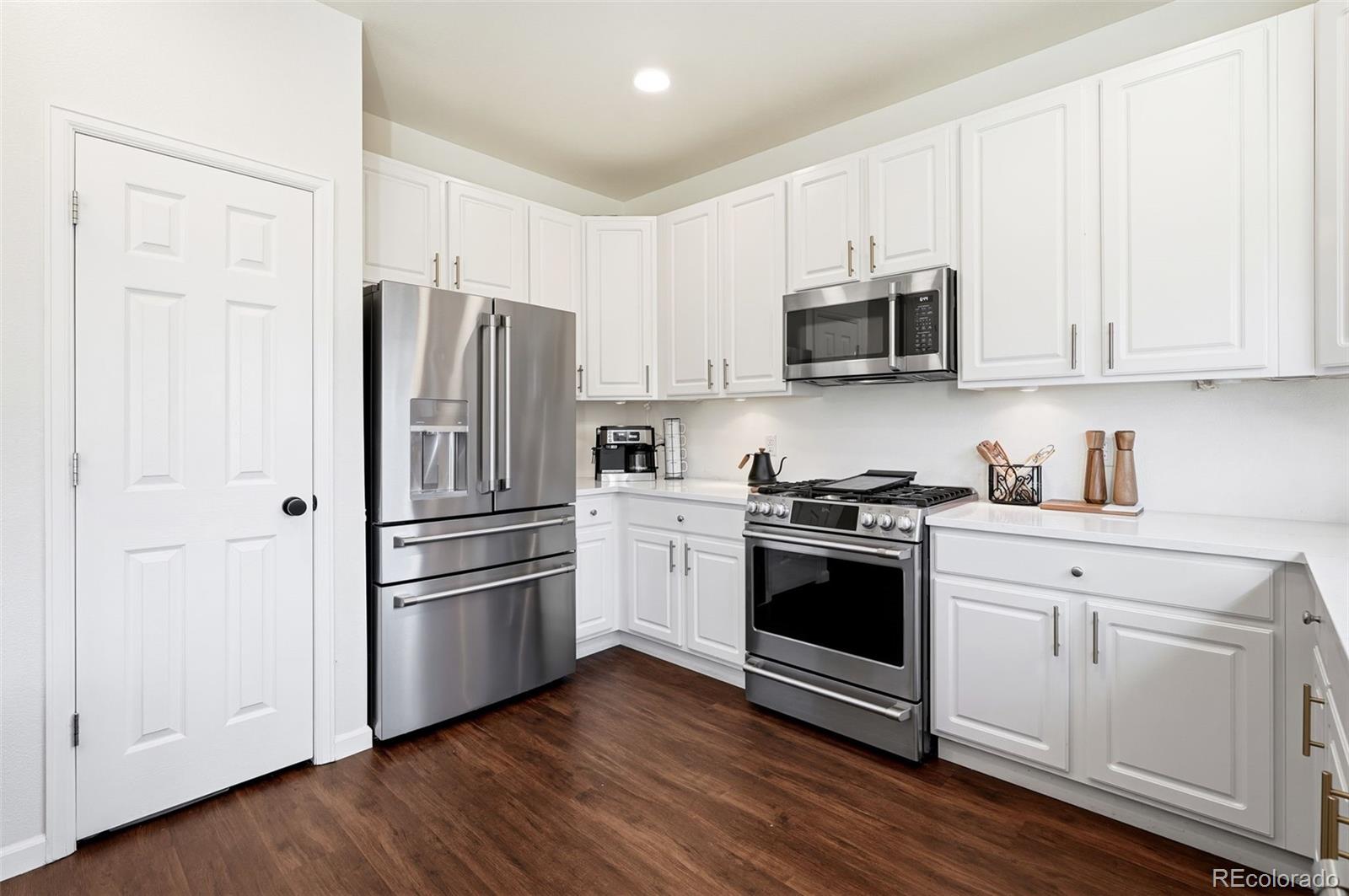MLS Image #8 for 22079 e belleview place,aurora, Colorado