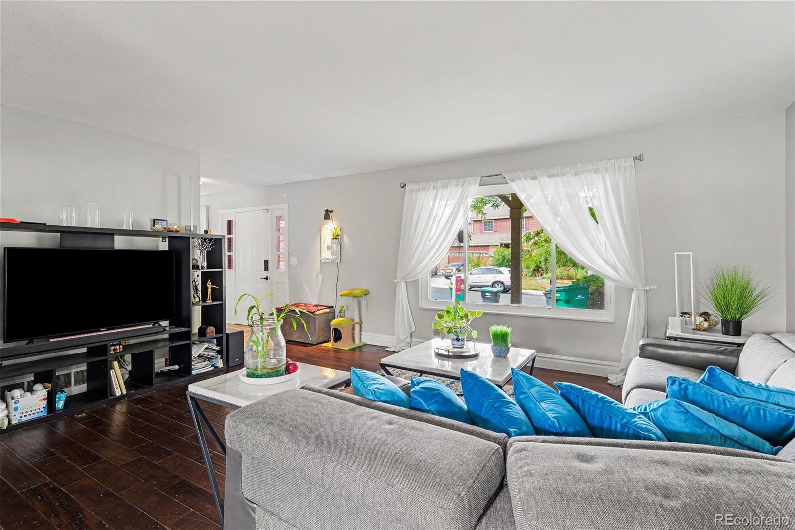 MLS Image #3 for 1488 s ventura street,aurora, Colorado