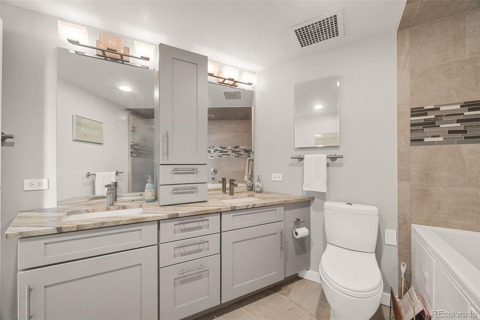 MLS Image #18 for 1350  lawrence street,denver, Colorado