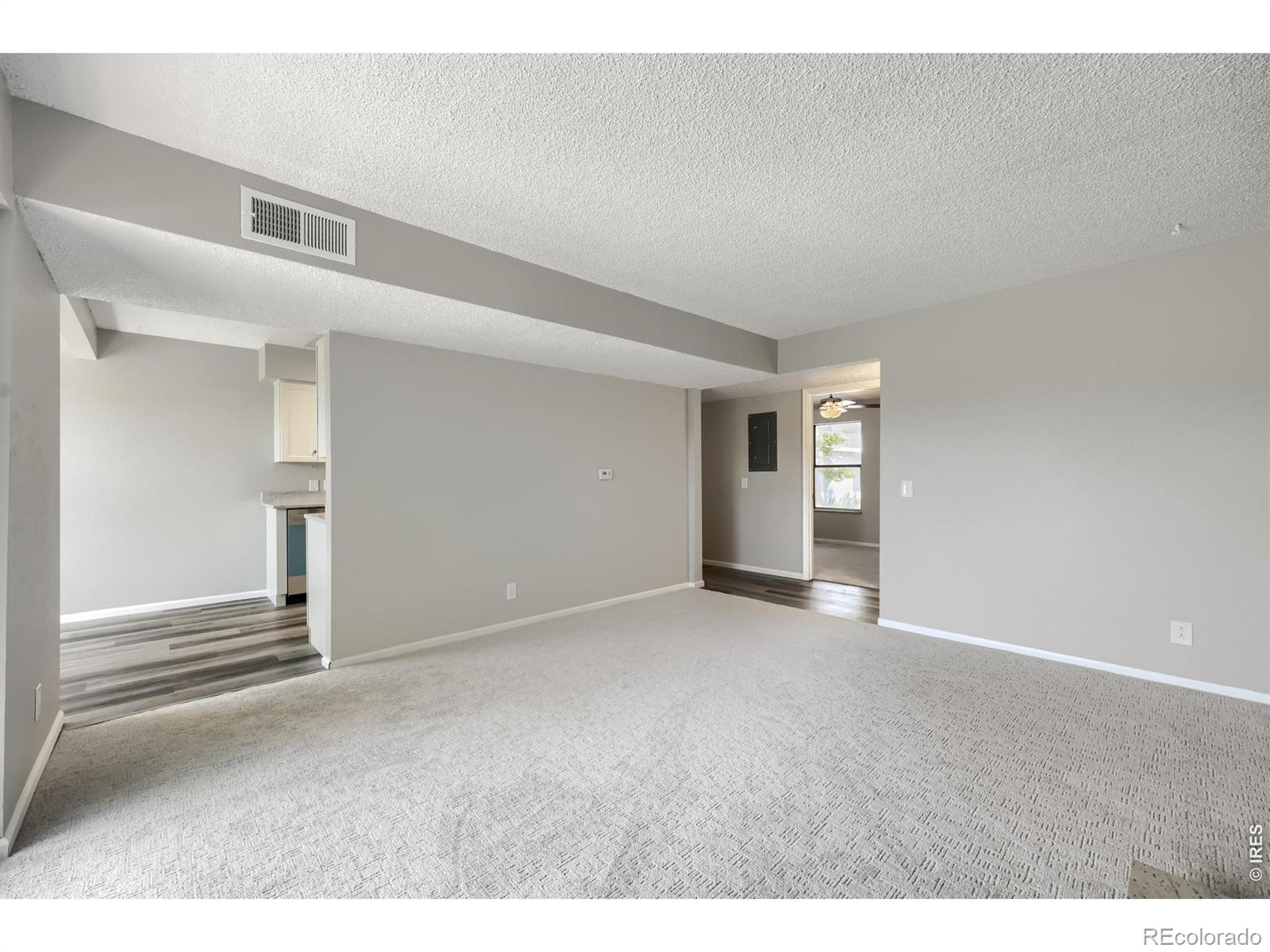 MLS Image #4 for 7395 e eastman avenue,denver, Colorado