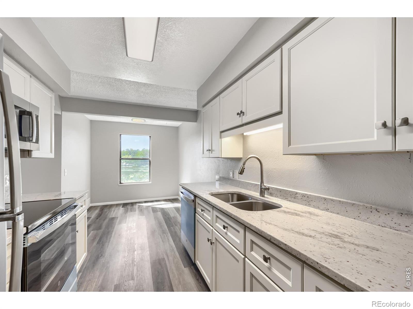 MLS Image #7 for 7395 e eastman avenue,denver, Colorado