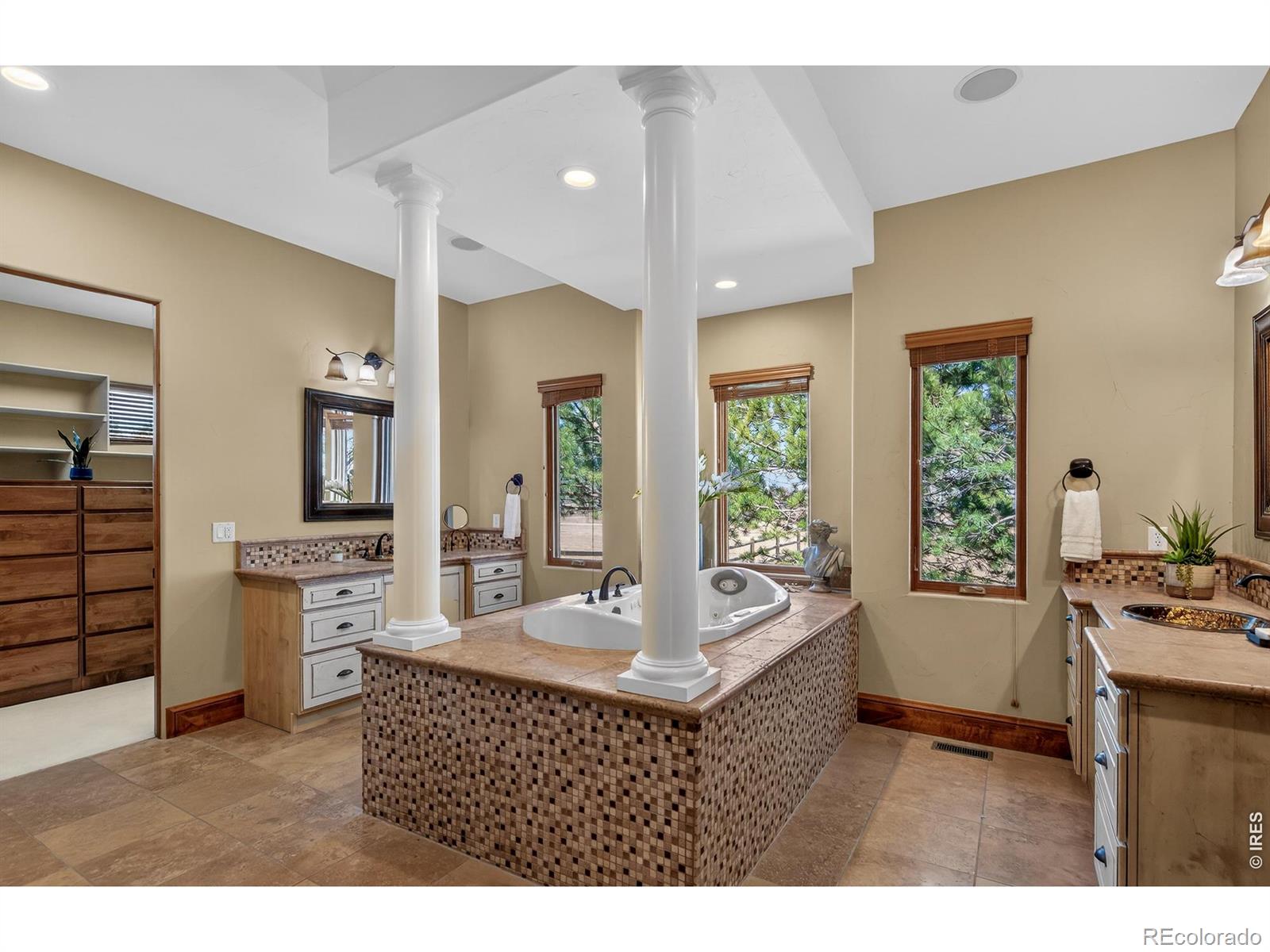 MLS Image #19 for 2102  shoreside drive,berthoud, Colorado