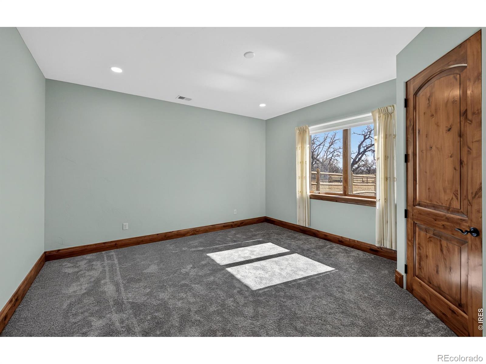 MLS Image #35 for 2102  shoreside drive,berthoud, Colorado