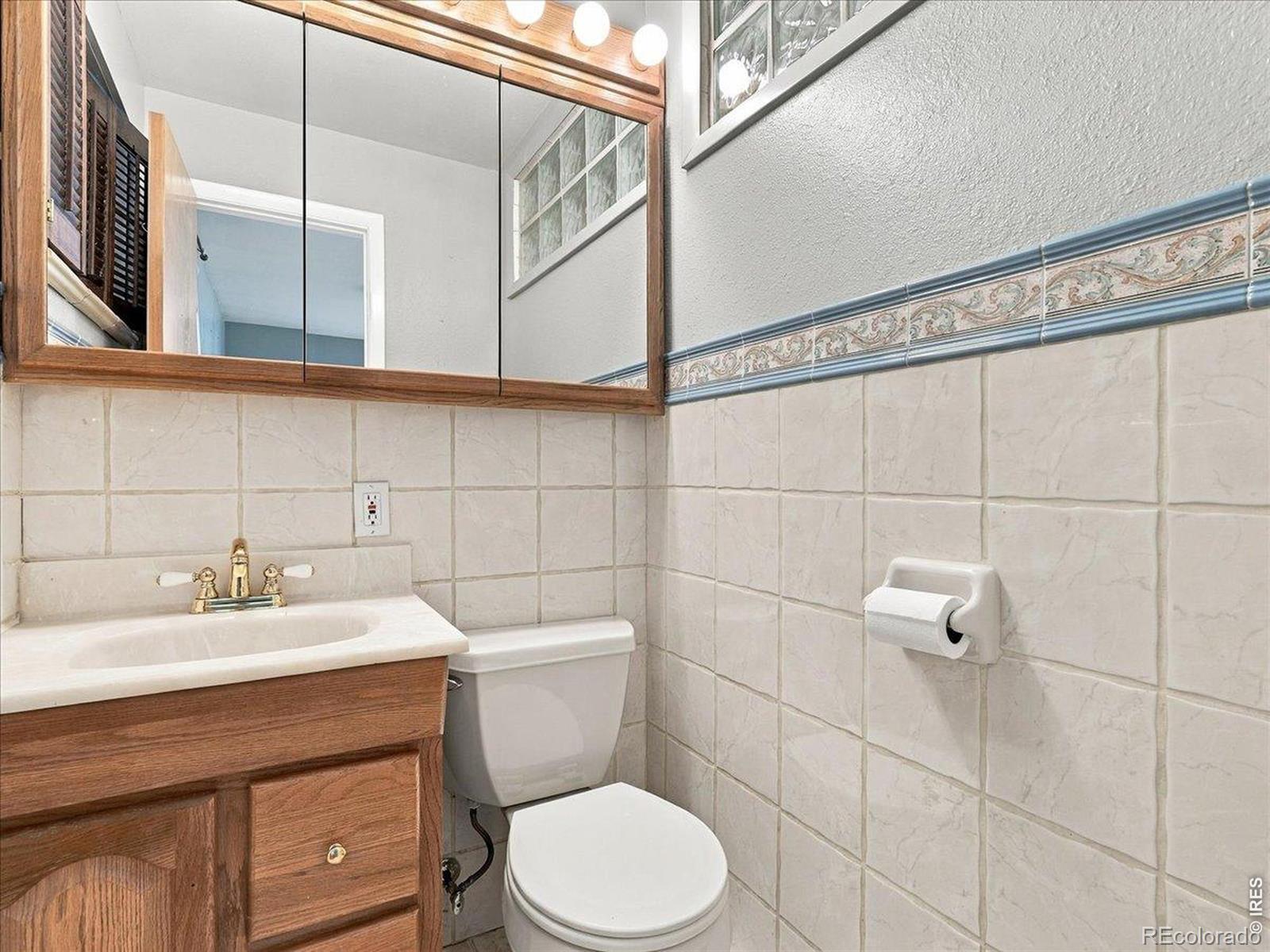MLS Image #12 for 1053  montview road,fort collins, Colorado