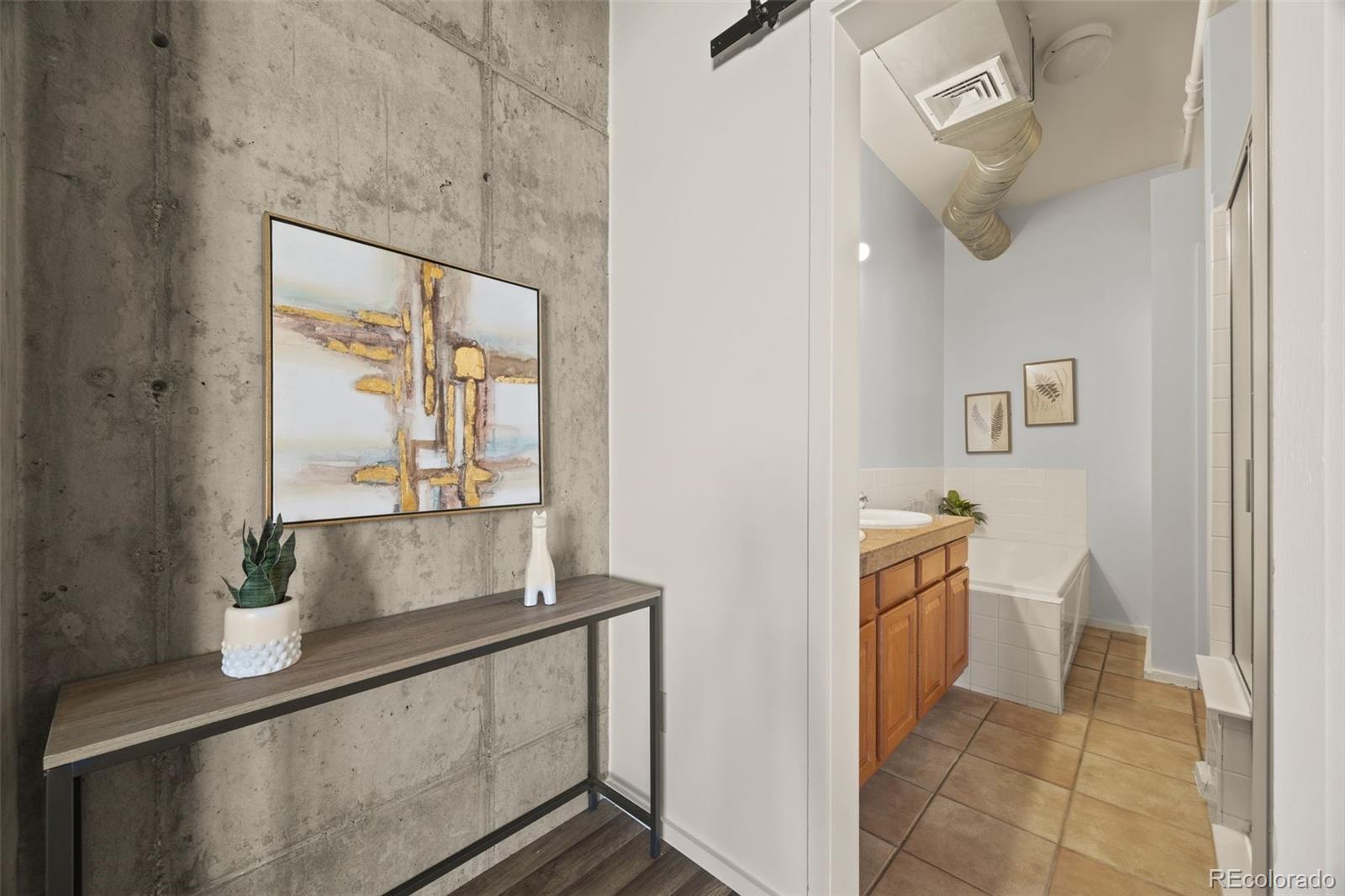 MLS Image #17 for 290 w 12th avenue 606,denver, Colorado