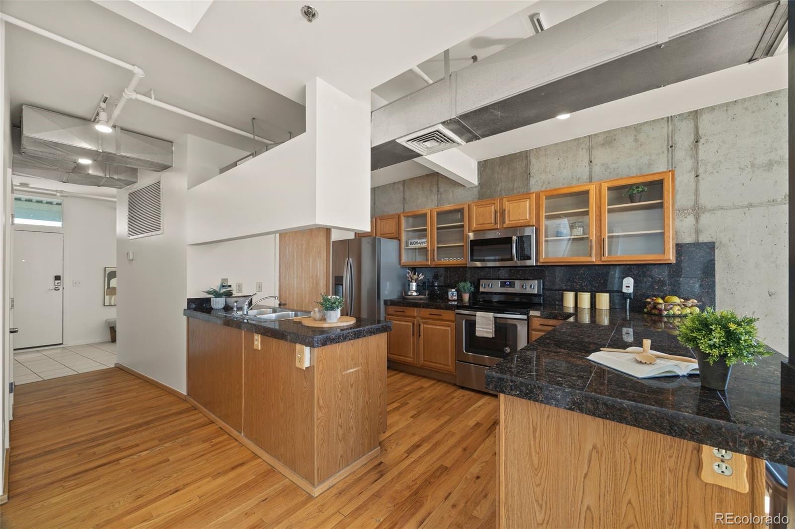MLS Image #5 for 290 w 12th avenue 606,denver, Colorado