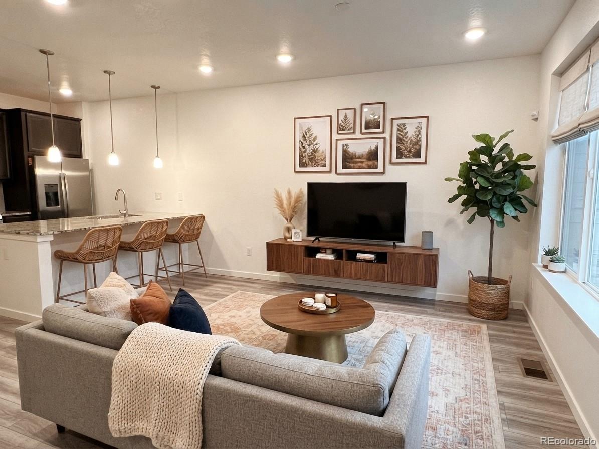 MLS Image #5 for 2048 s vance way,lakewood, Colorado