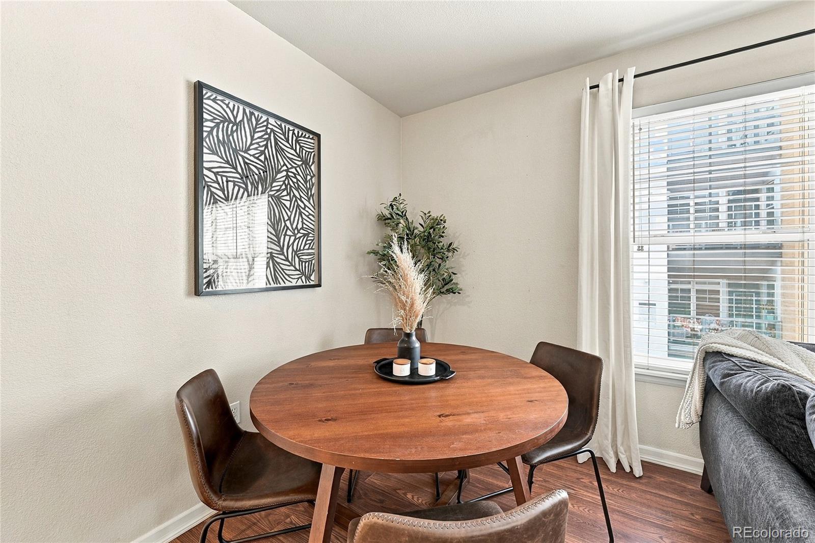 MLS Image #17 for 1623  saint paul street,denver, Colorado