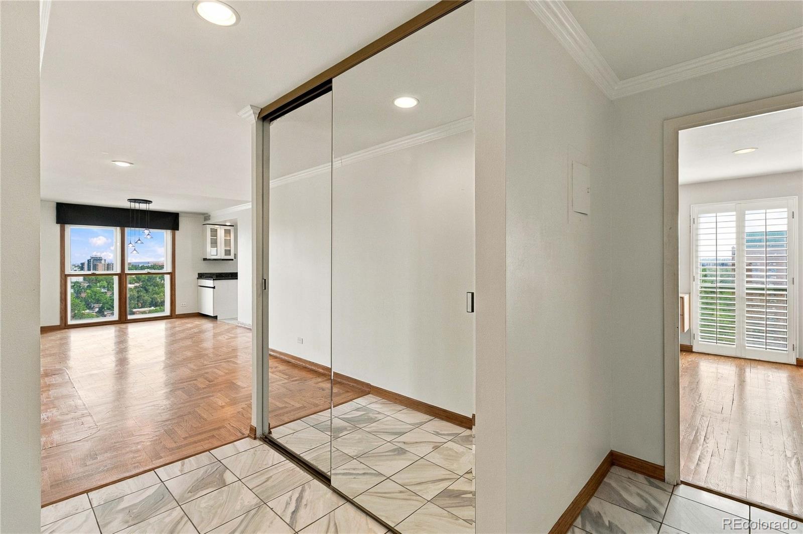MLS Image #20 for 130 n pearl street,denver, Colorado