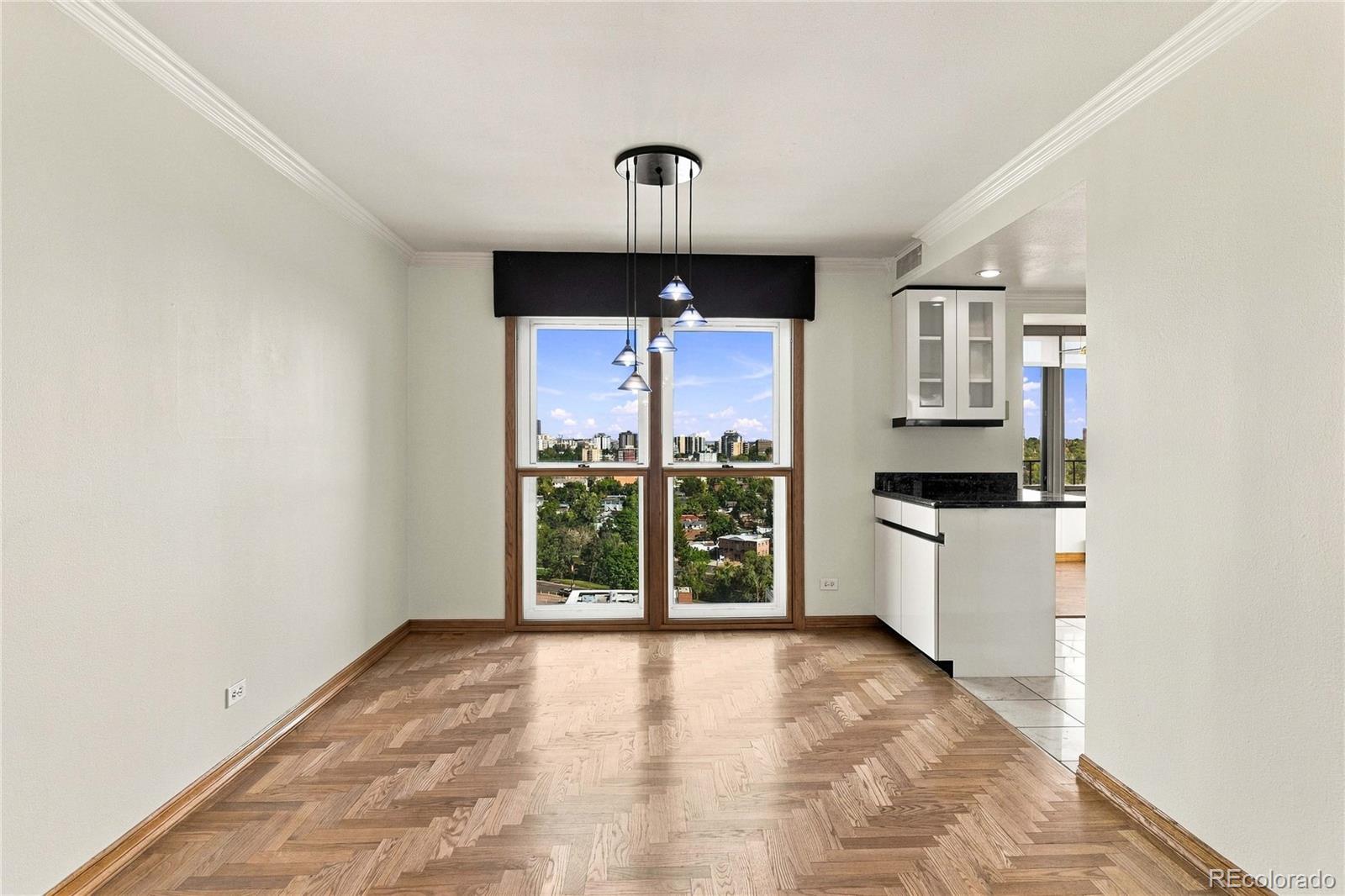 MLS Image #5 for 130 n pearl street,denver, Colorado