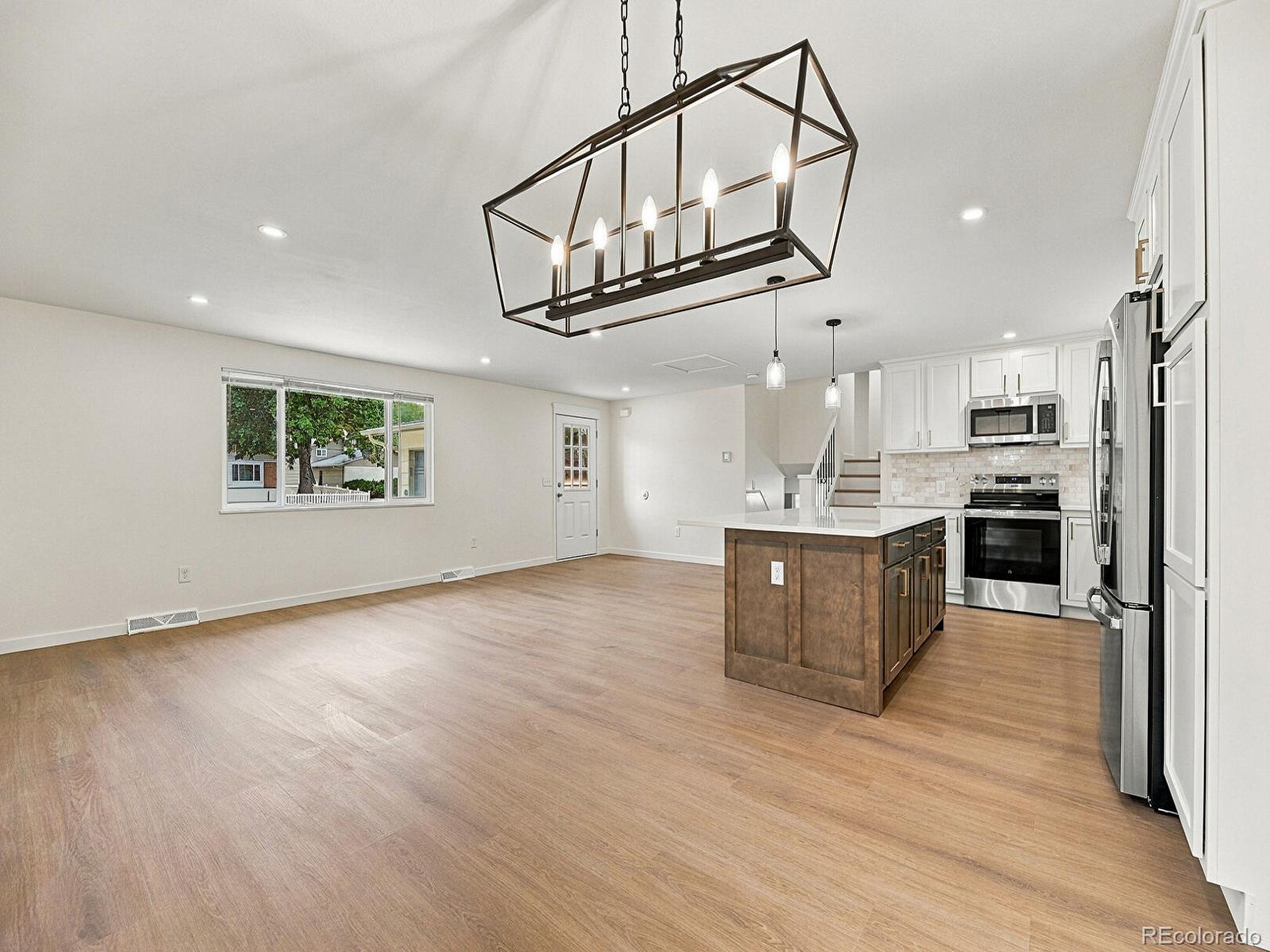 MLS Image #9 for 966 e 8th avenue,broomfield, Colorado