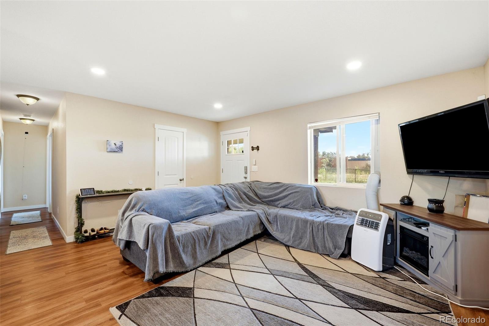 MLS Image #9 for 221 n vine street,fountain, Colorado