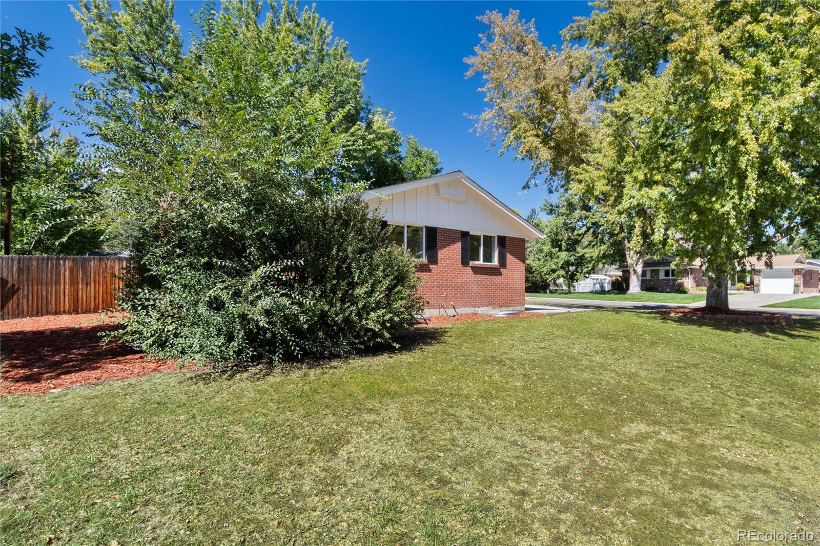 MLS Image #1 for 6885  oak way,arvada, Colorado