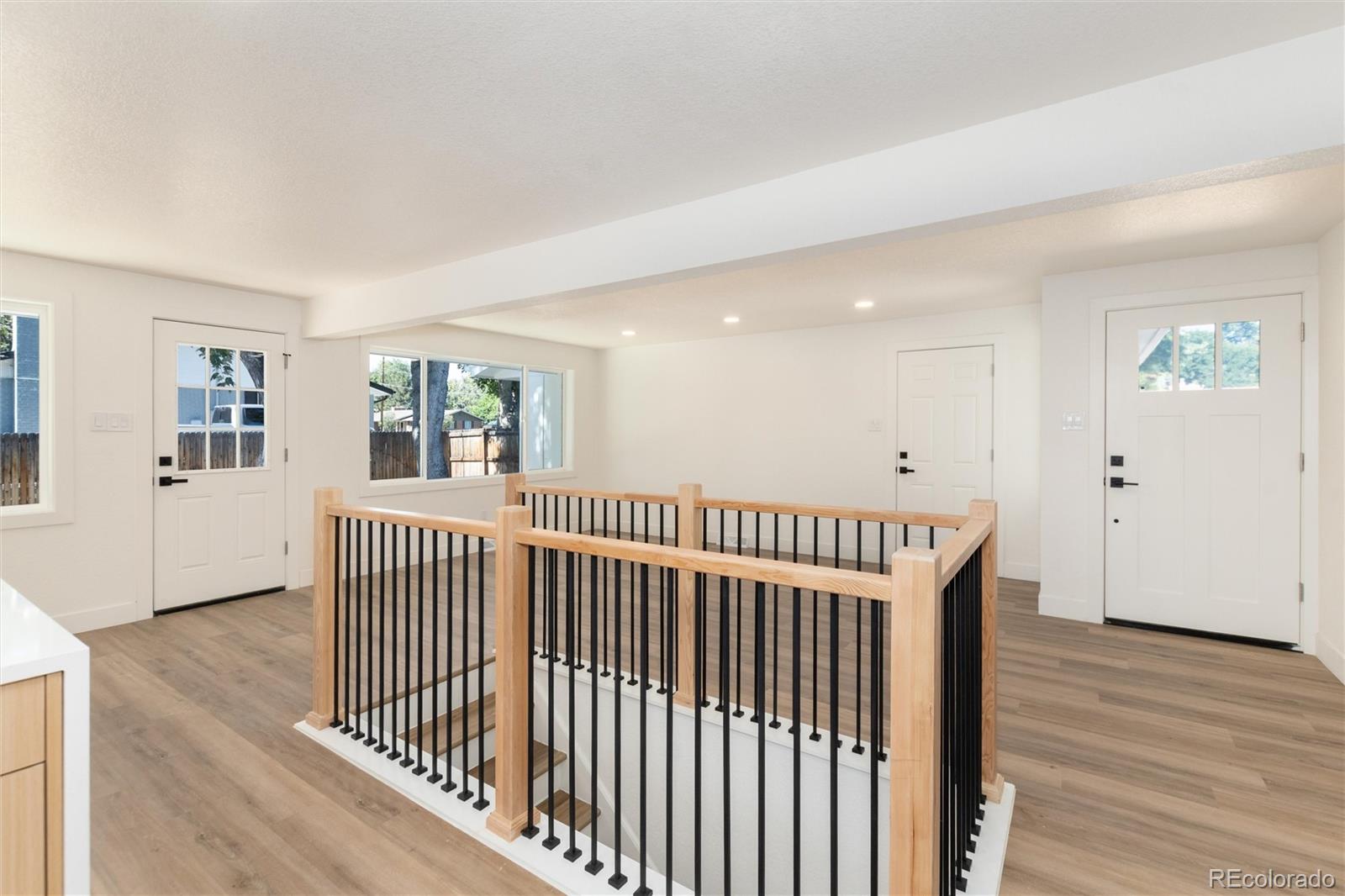 MLS Image #14 for 6885  oak way,arvada, Colorado