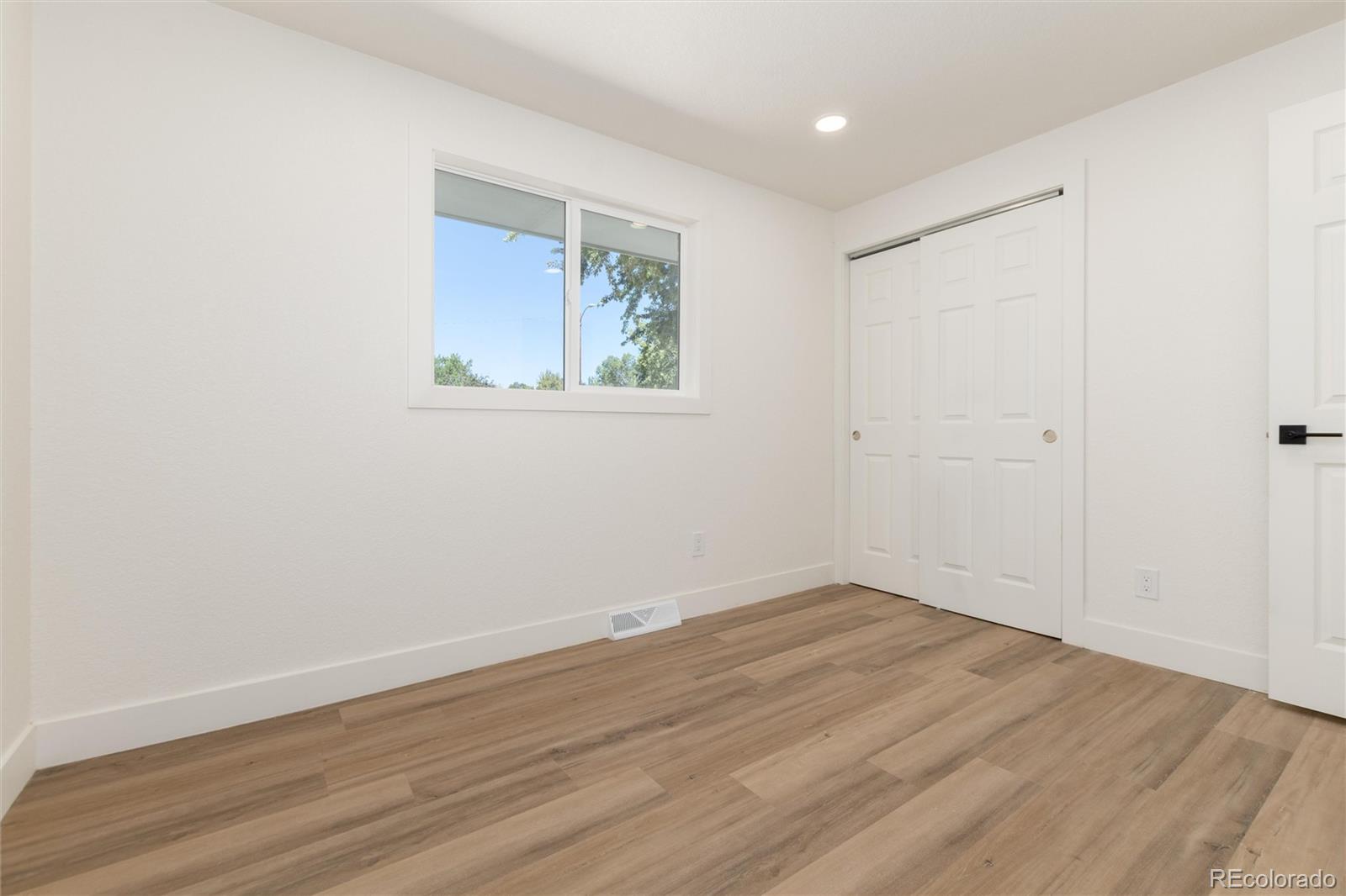 MLS Image #33 for 6885  oak way,arvada, Colorado