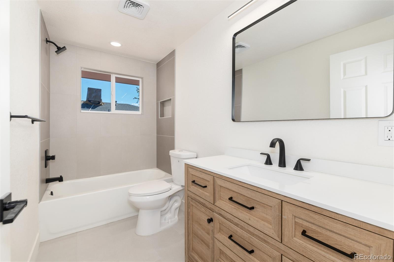 MLS Image #34 for 6885  oak way,arvada, Colorado