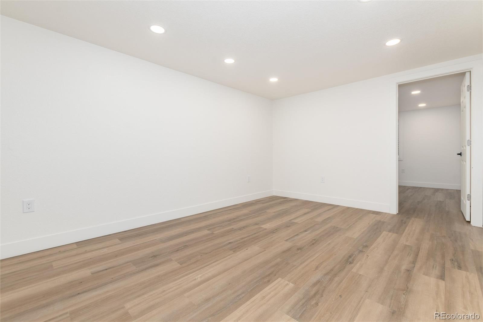 MLS Image #35 for 6885  oak way,arvada, Colorado
