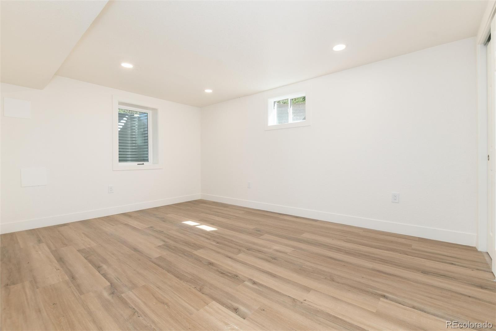 MLS Image #39 for 6885  oak way,arvada, Colorado