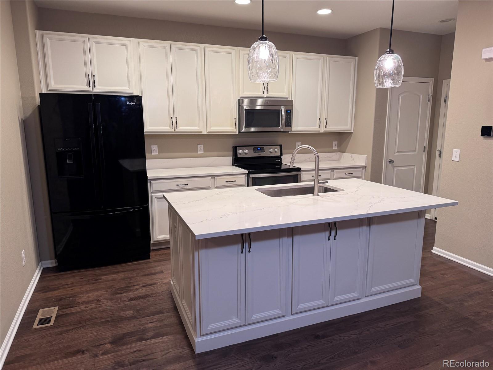 MLS Image #8 for 1279 s dallas court,denver, Colorado