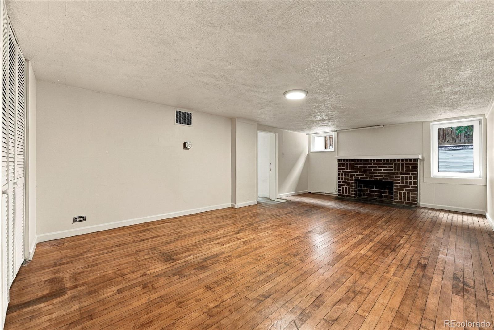 MLS Image #20 for 612  harrison street,denver, Colorado