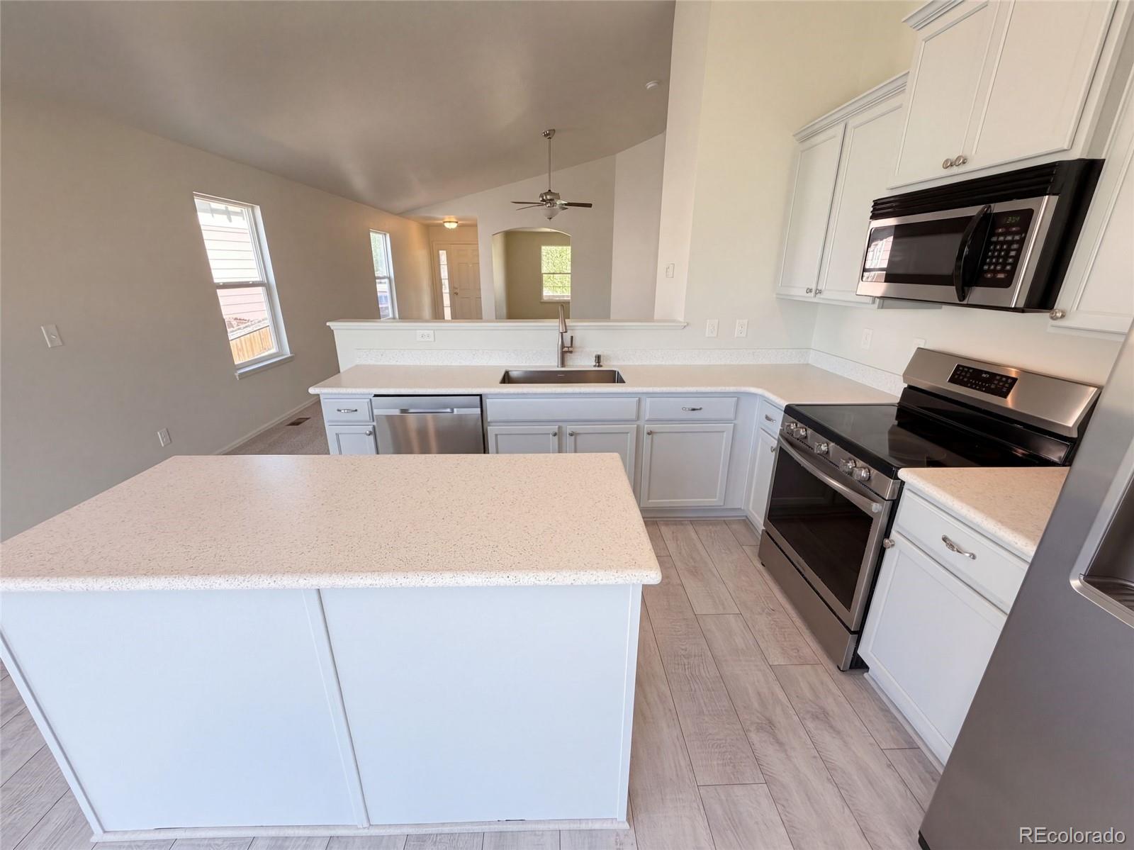 MLS Image #11 for 10273  olathe street,commerce city, Colorado